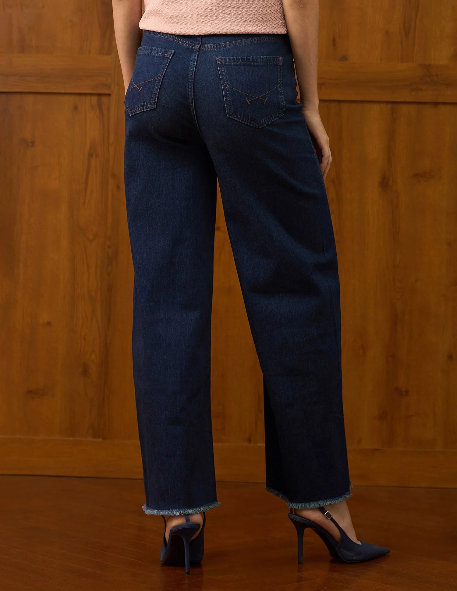 High Rise Wide Leg Fit - Image 5