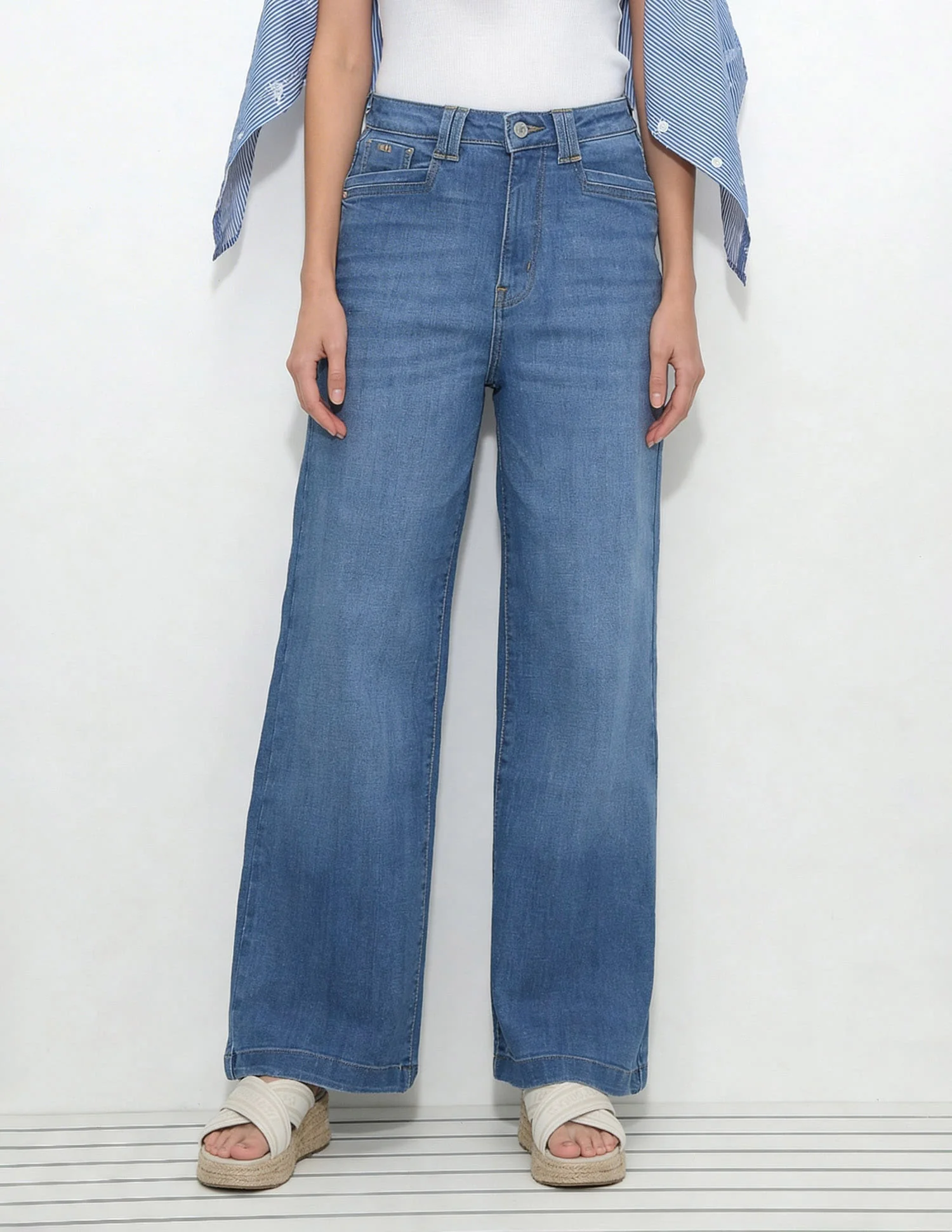 High Rise Wide Leg Jeans - Image 3