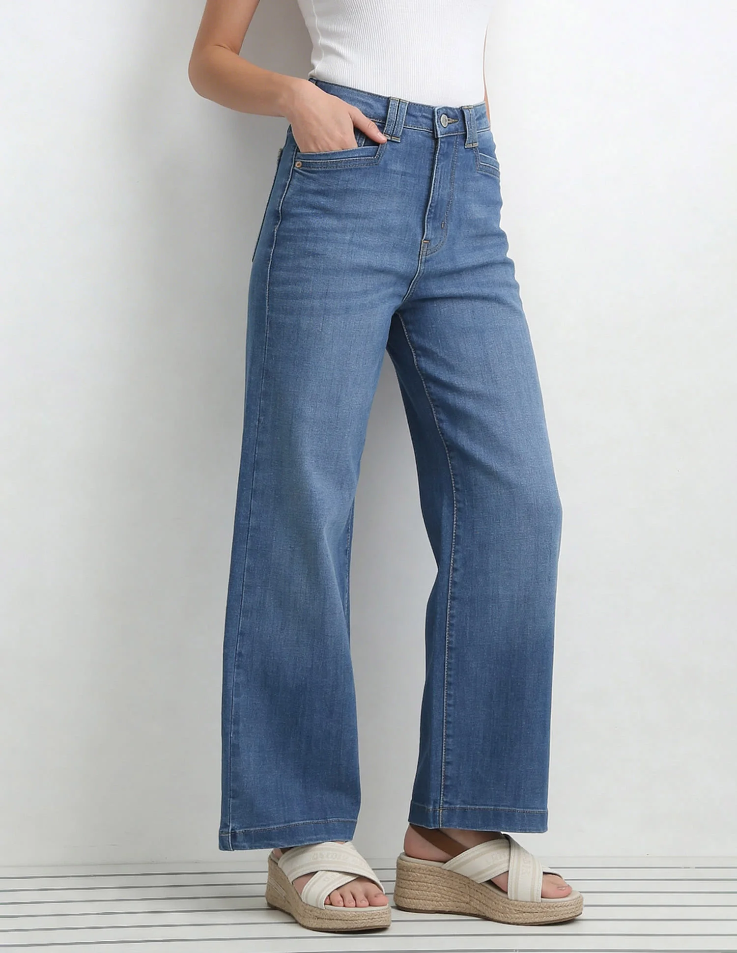 High Rise Wide Leg Jeans - Image 4