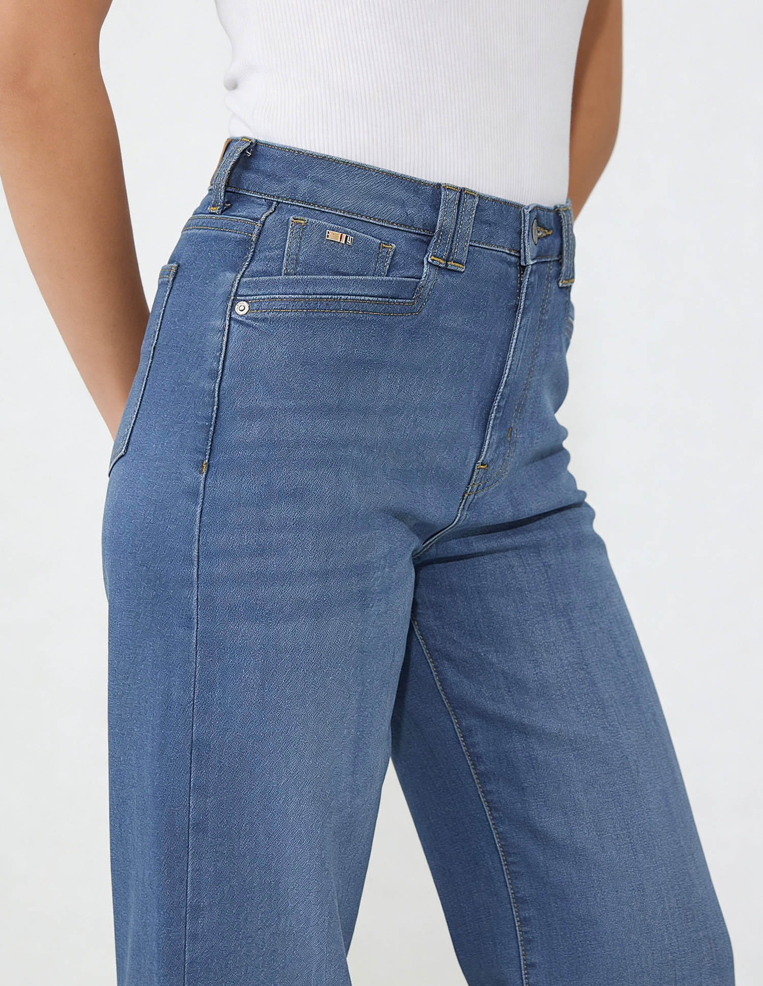 High Rise Wide Leg Jeans - Image 6