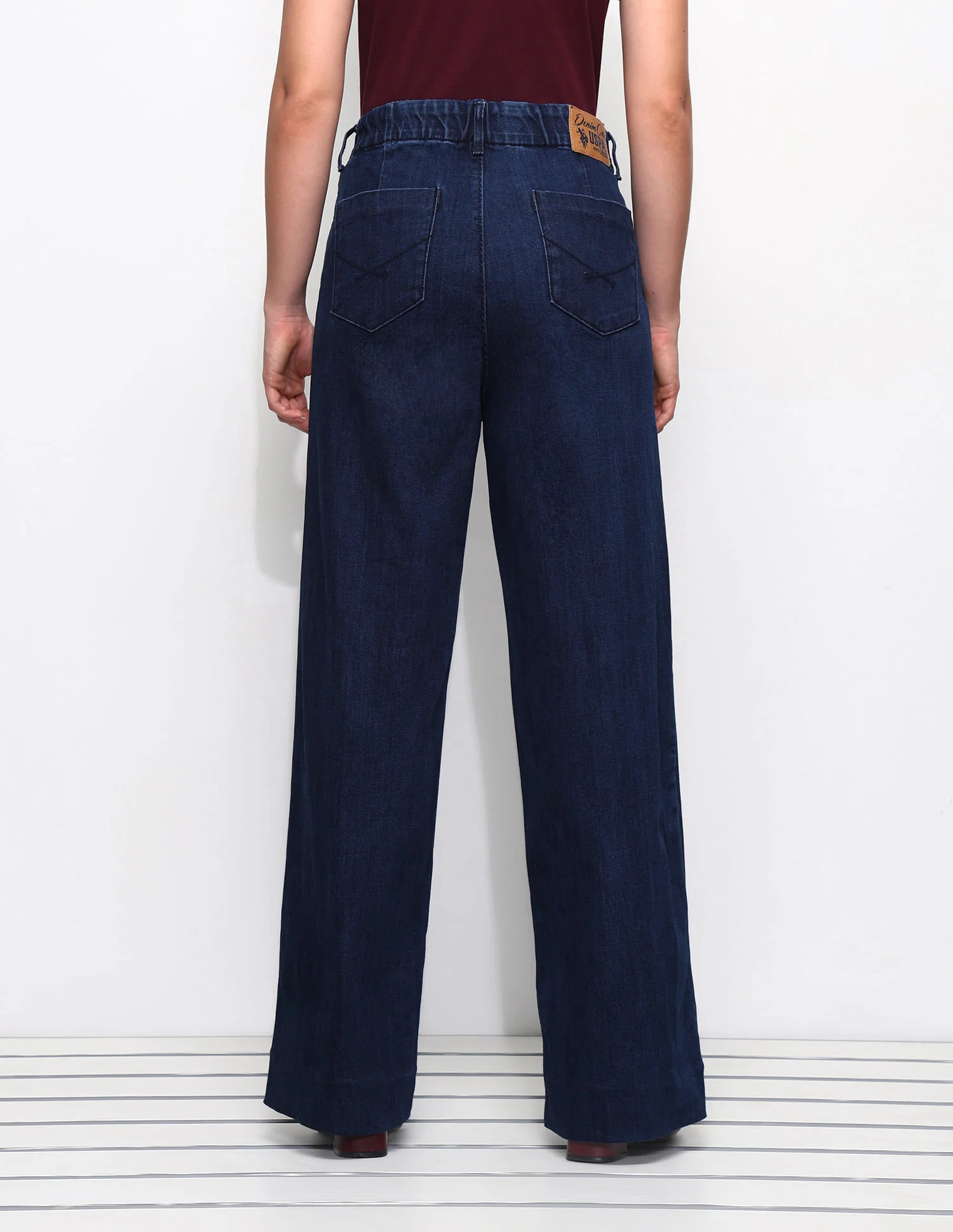 High Rise Wideleg Jeans - Image 5