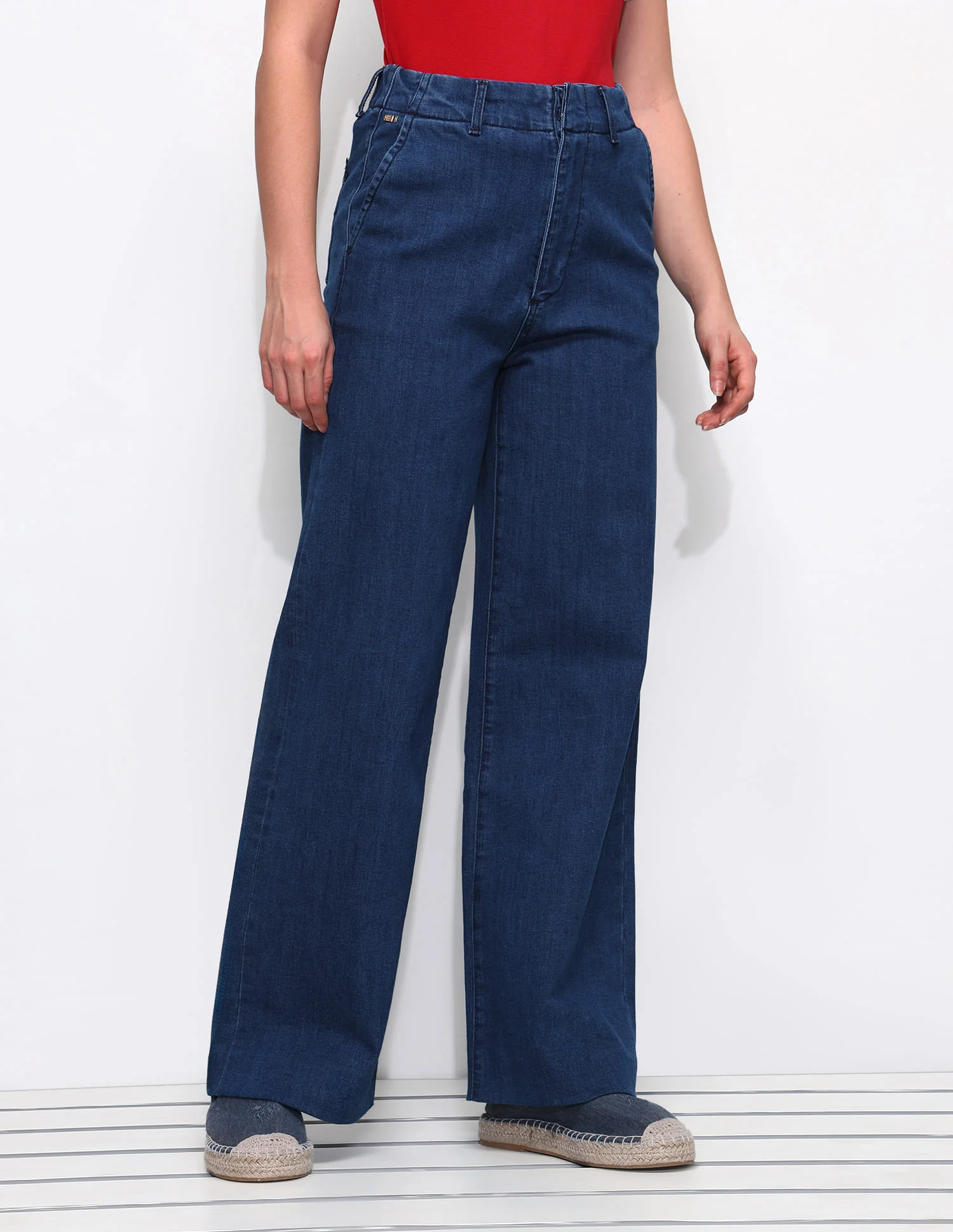 High Rise Wideleg Jeans - Image 4