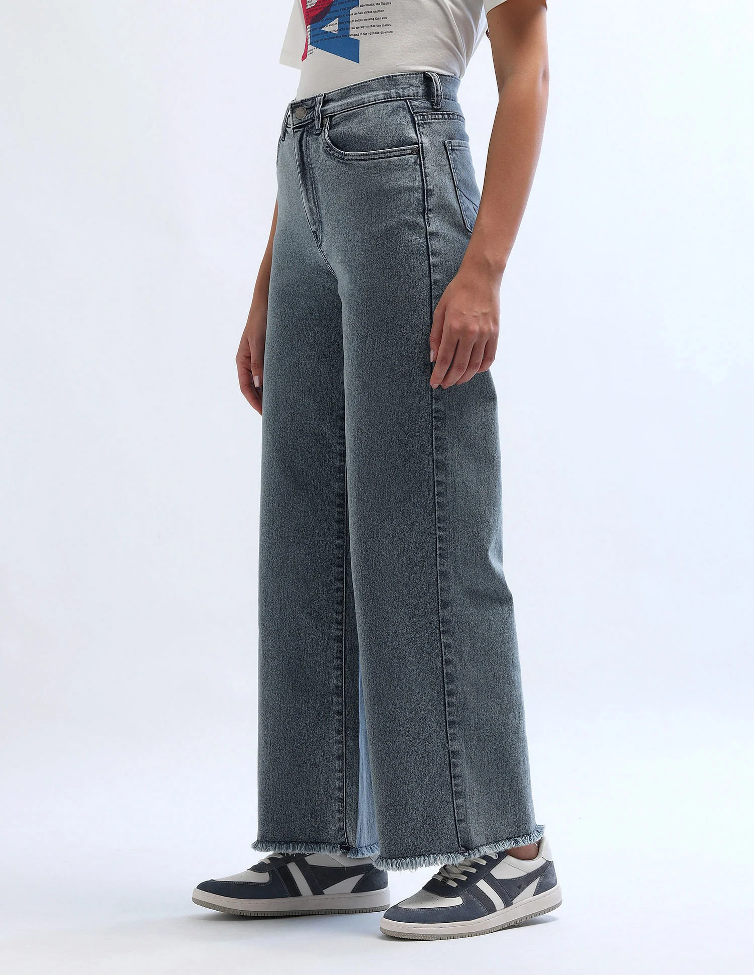 High Rise Wideleg Jeans - Image 4