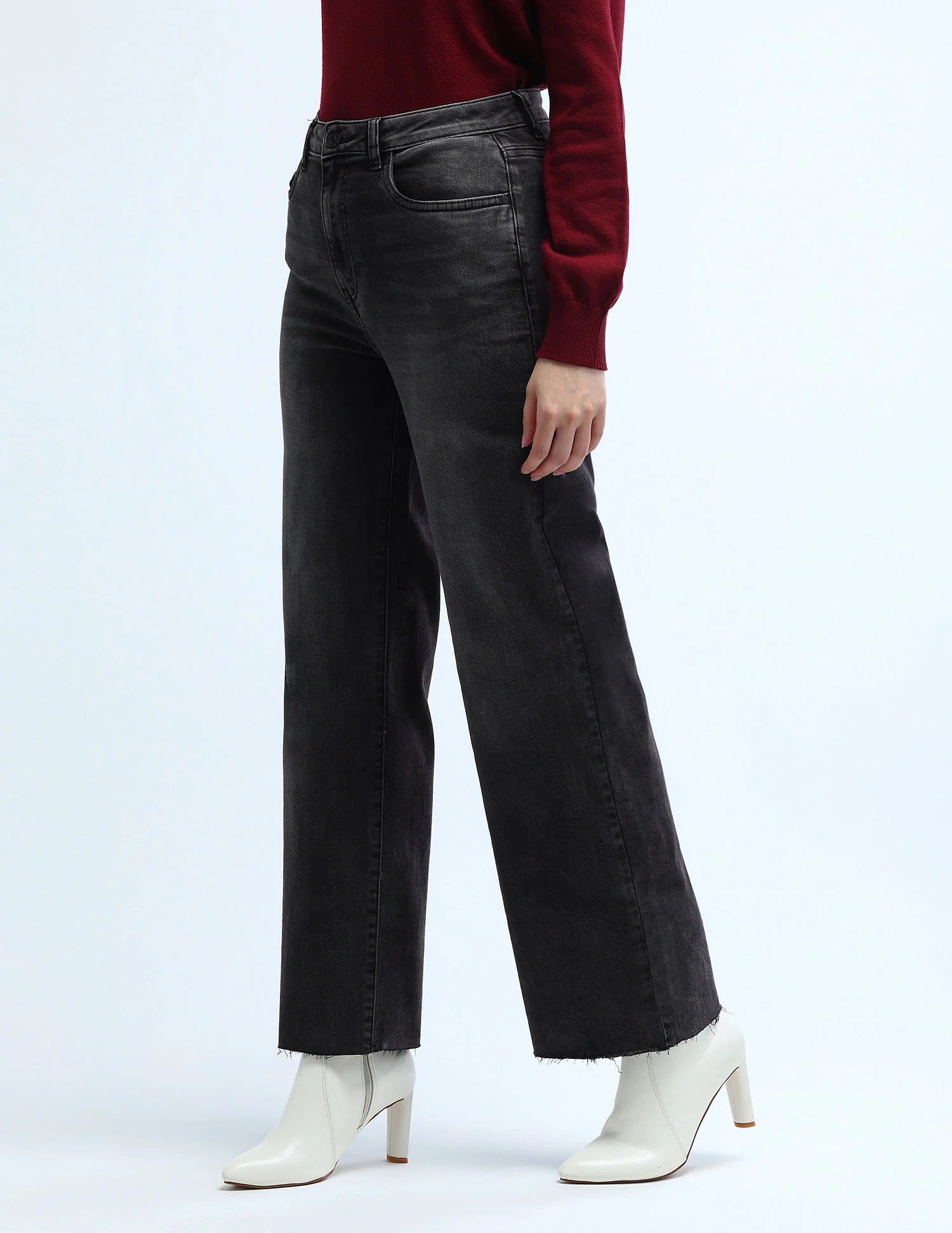 High Rise Wideleg Stretchable Jeans - Image 4