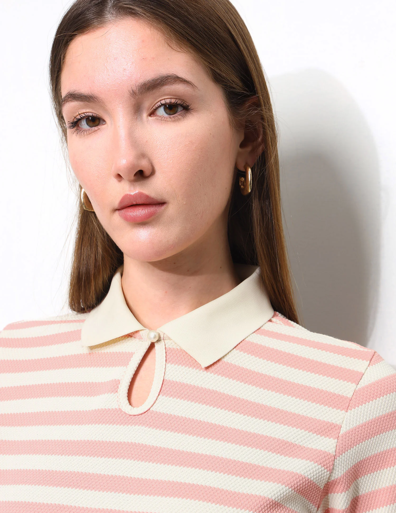 Horizontal Striped Key Hole Polo Shirt - Image 7