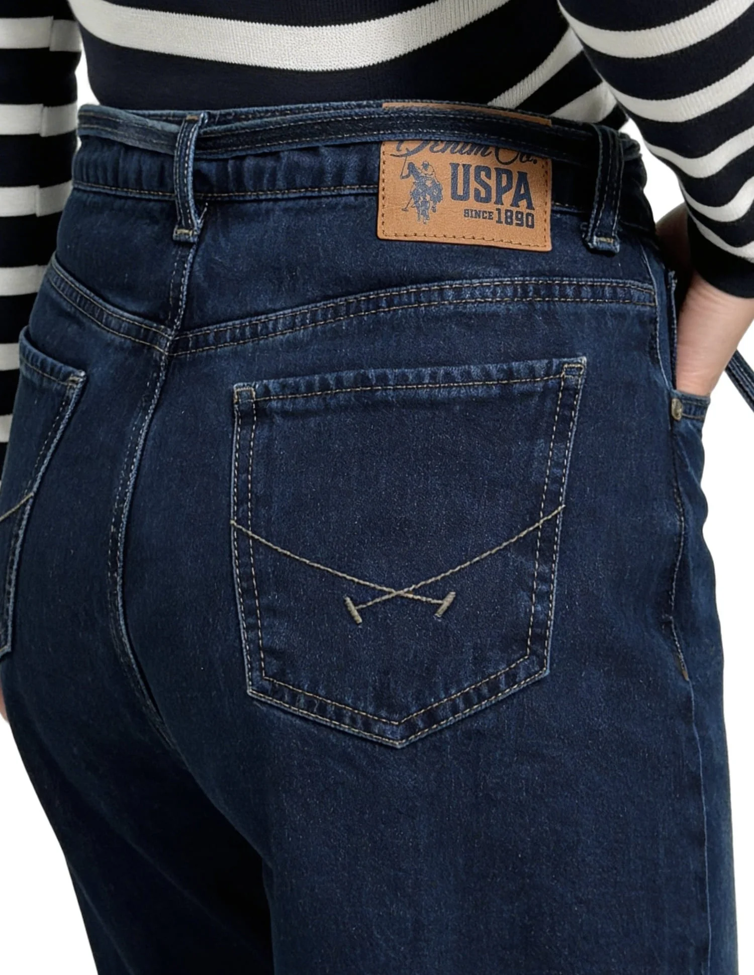 Mid Rise Barrel Fit Jeans - Image 7