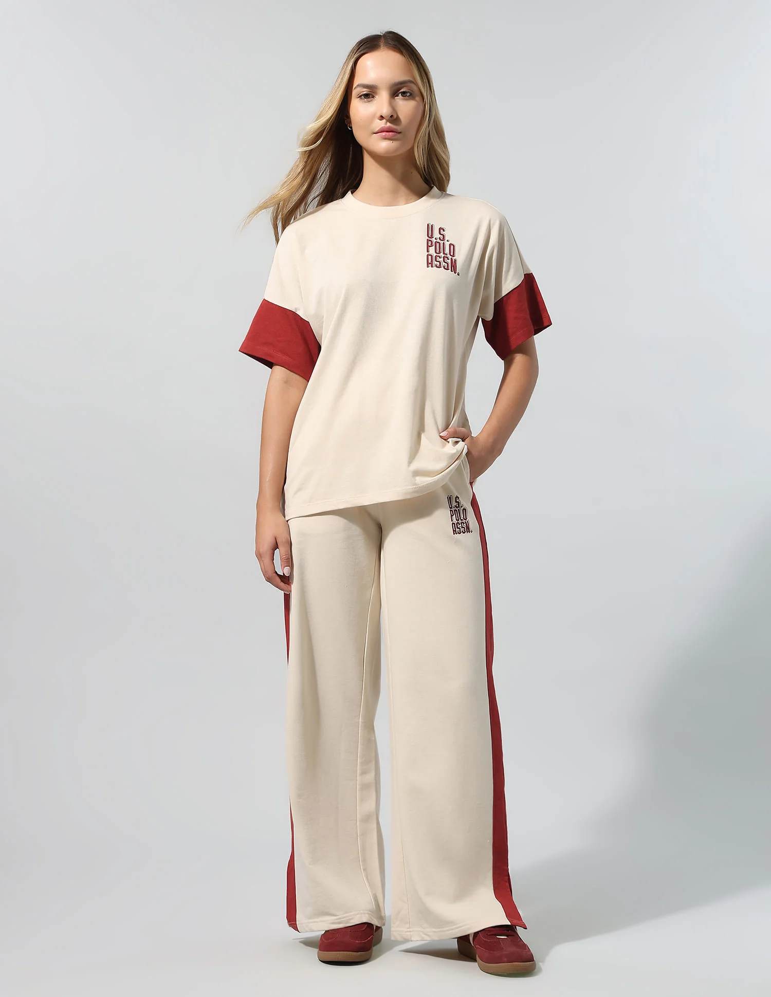 Polo Collar T-Shirt With Wide Leg Pants - Image 3