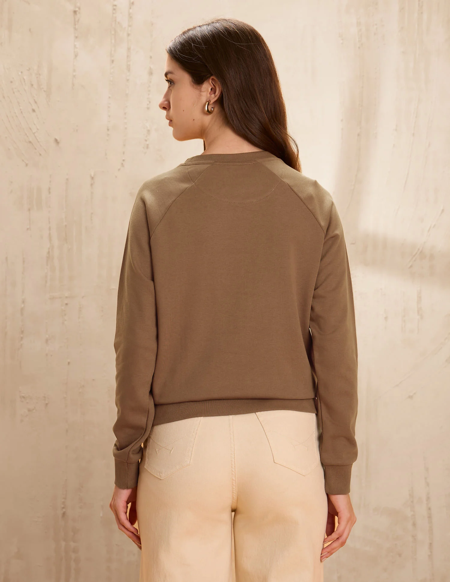 Raglan Fit Brand Printed Sweatshirt - Image 5