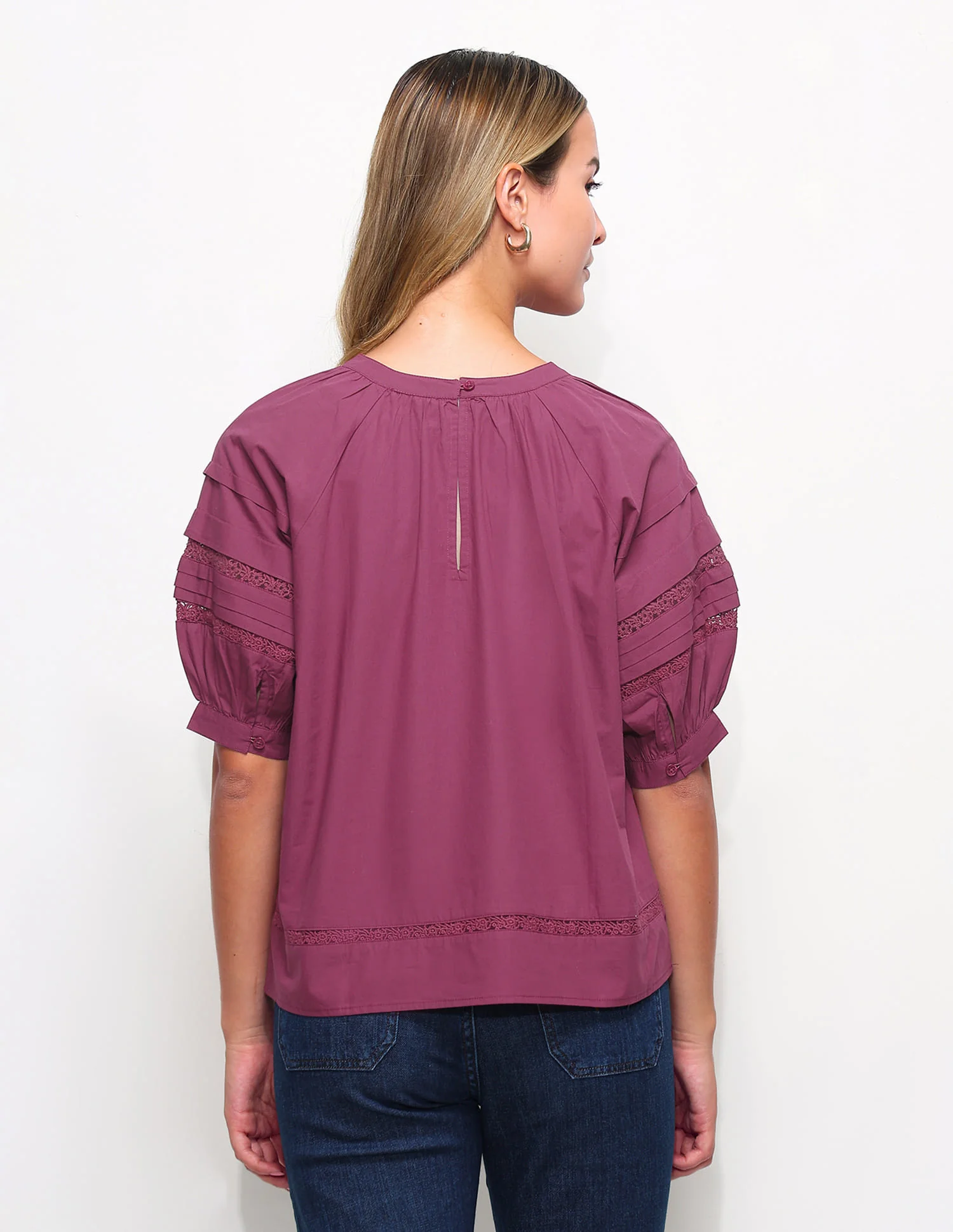 Raglan Sleeve Top With Pleats And Lace - Image 5