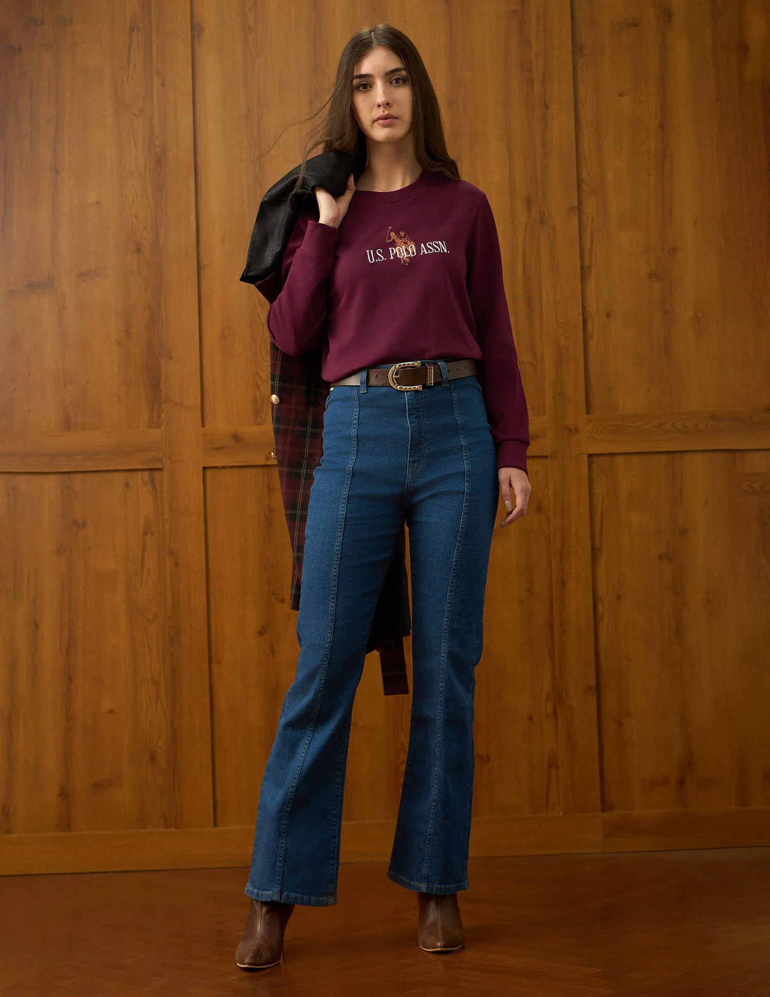 Regular Fit Brand Printed Sweatshirt - Image 3