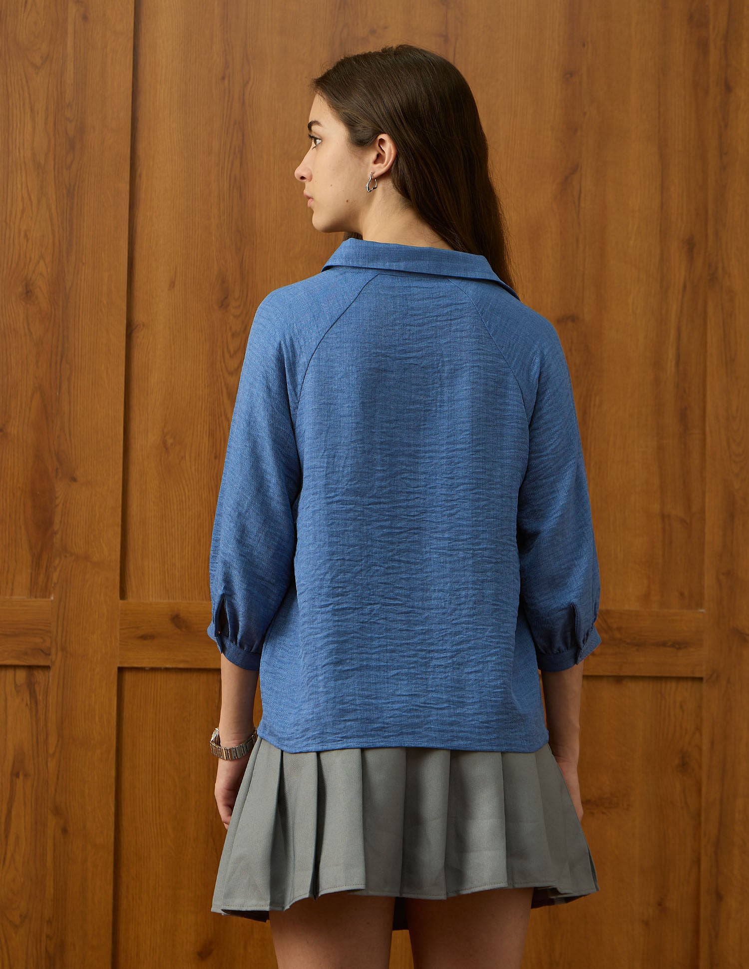 Regular Fit Solid Shirt - Image 5