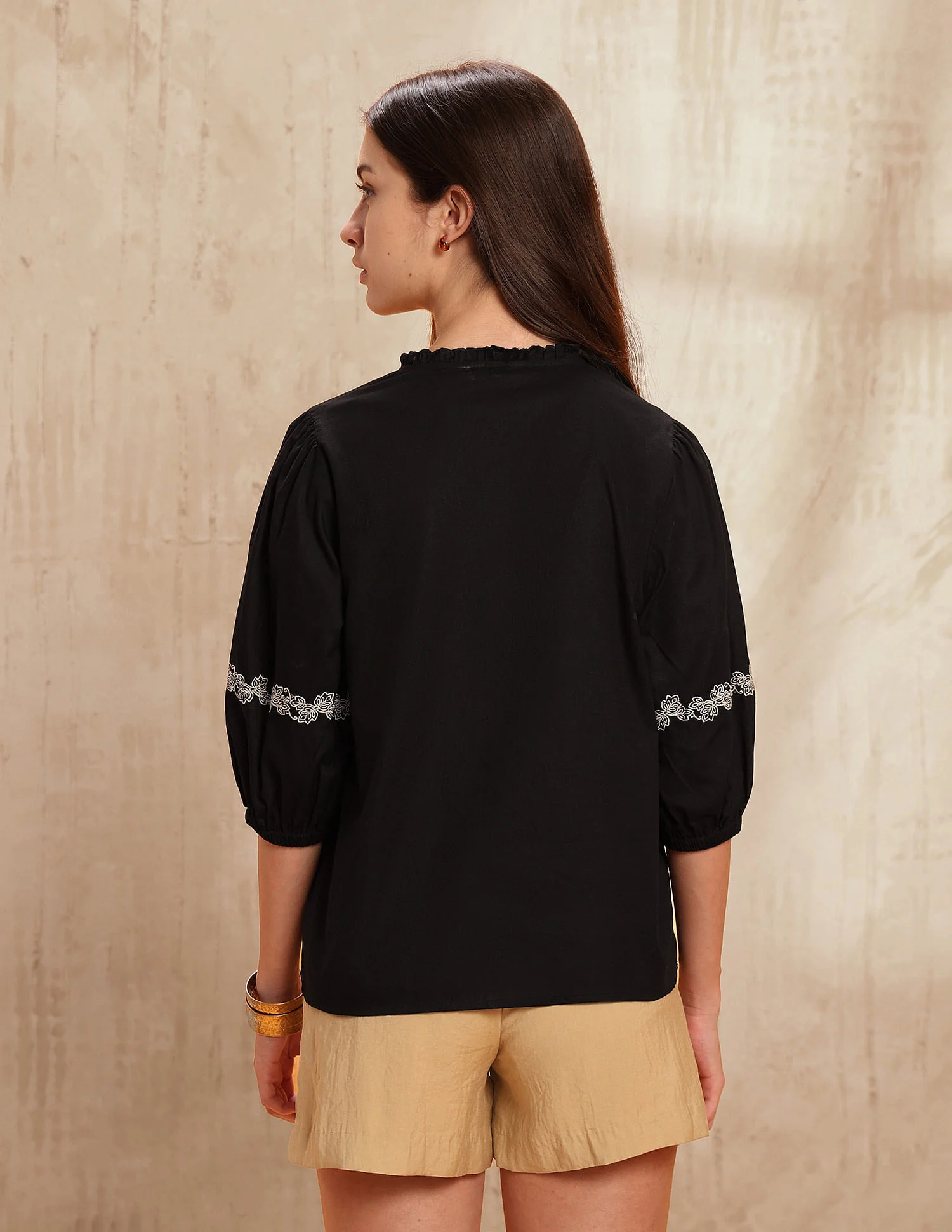 Regular Fit Solid Top - Image 5