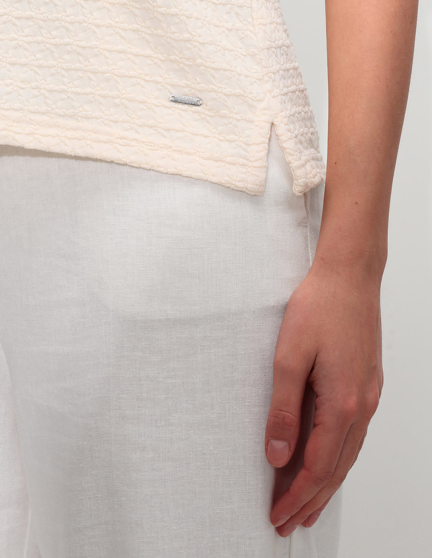 Regular Fit Textured Polo Shirt - Image 9