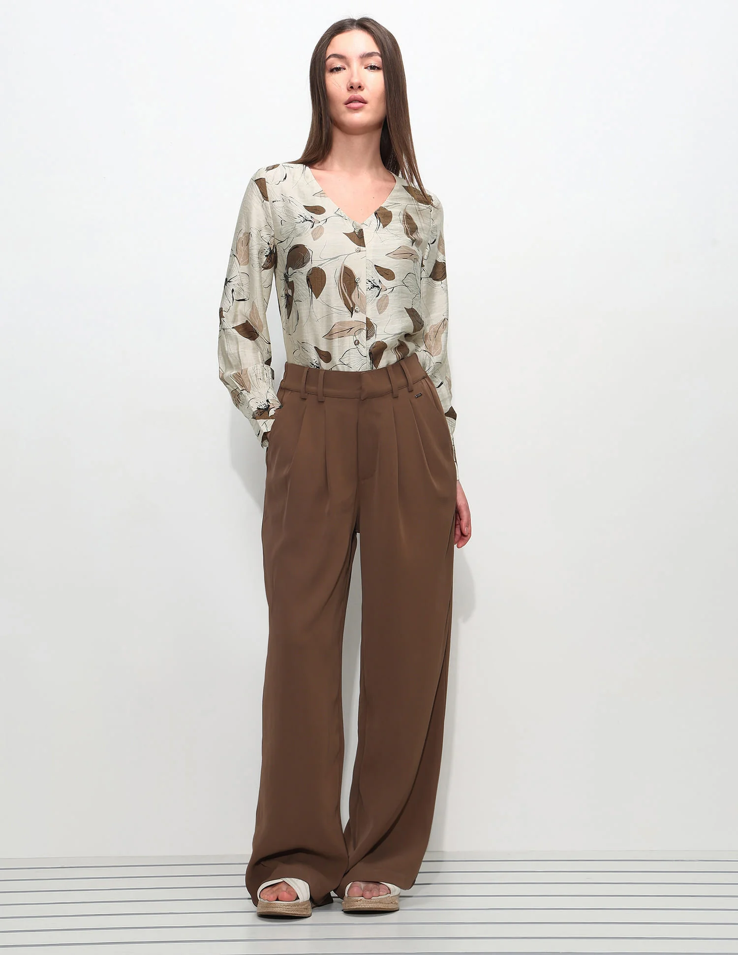 Relaxed Fit Floral Printed Top - Image 3