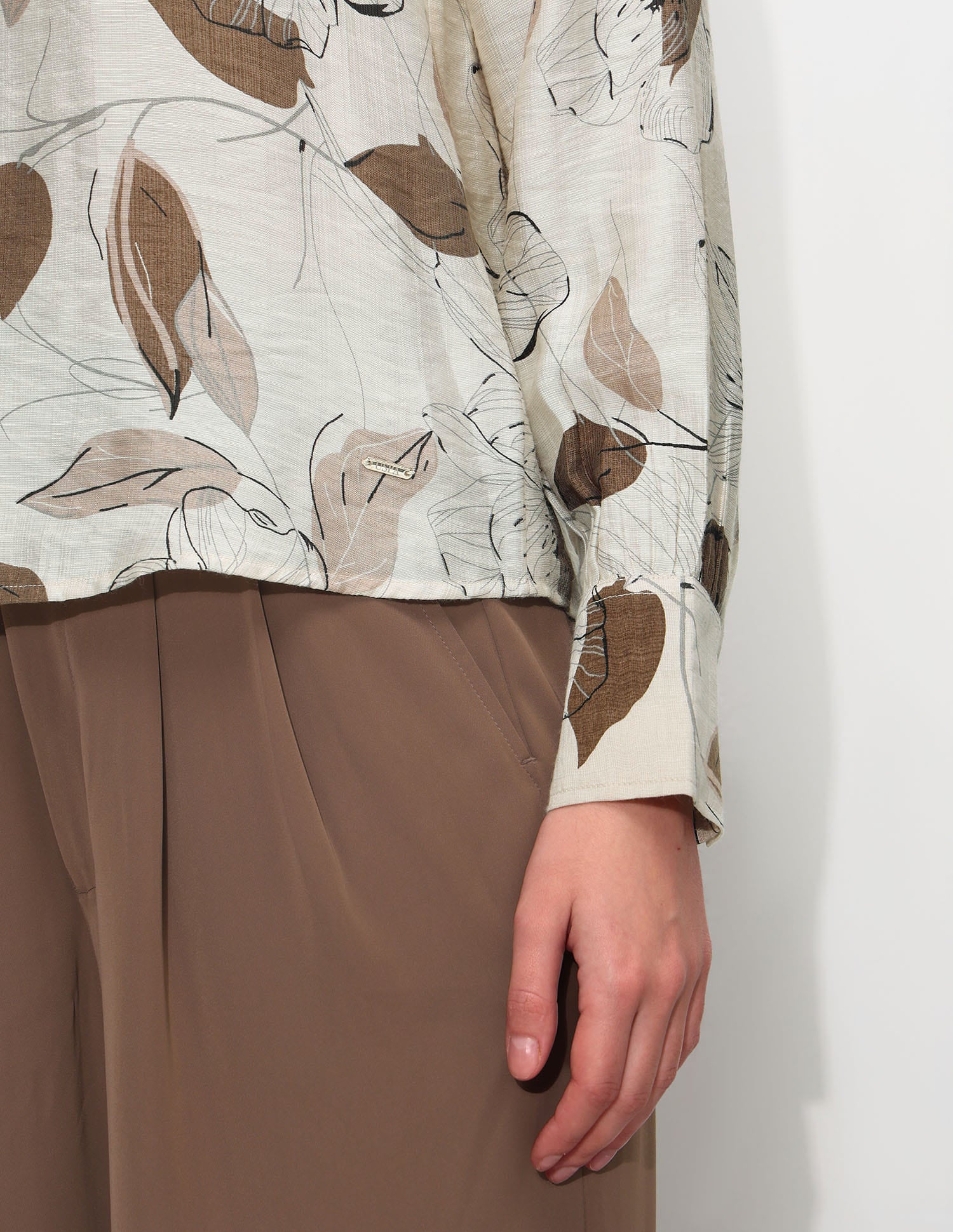 Relaxed Fit Floral Printed Top - Image 9