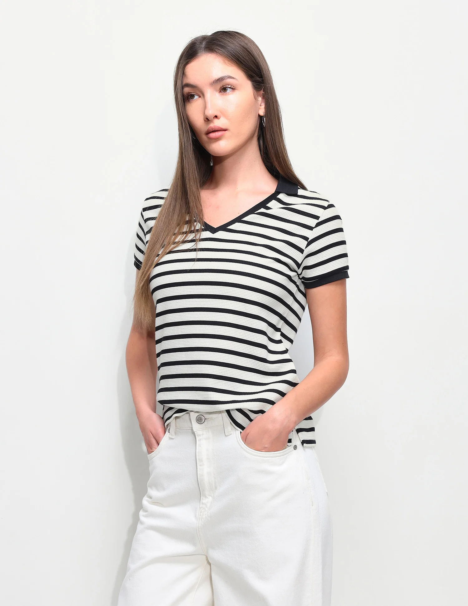 Self Design Horizontal Striped Regular Fit T-Shirt - Image 4