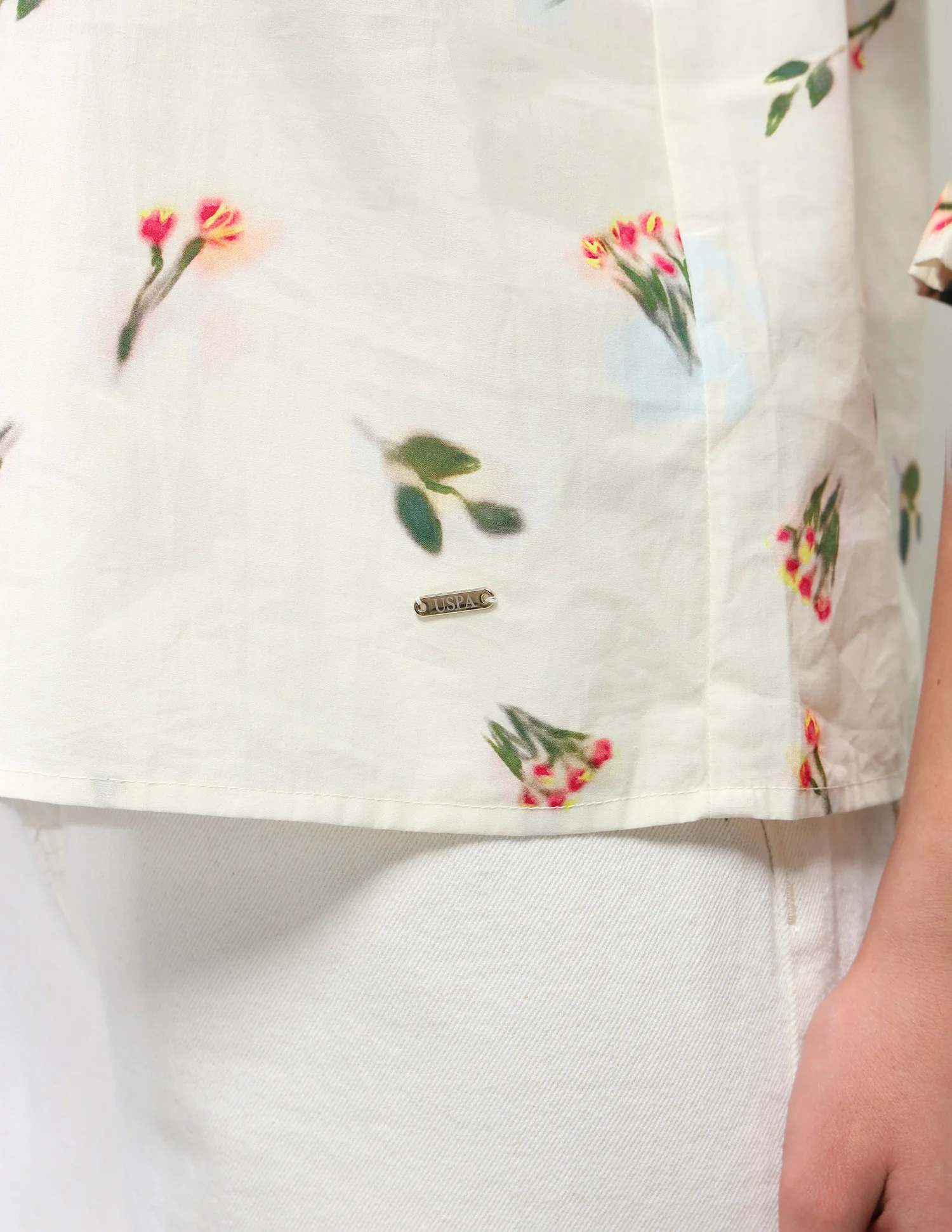 Smocking Floral Printed Top - Image 9