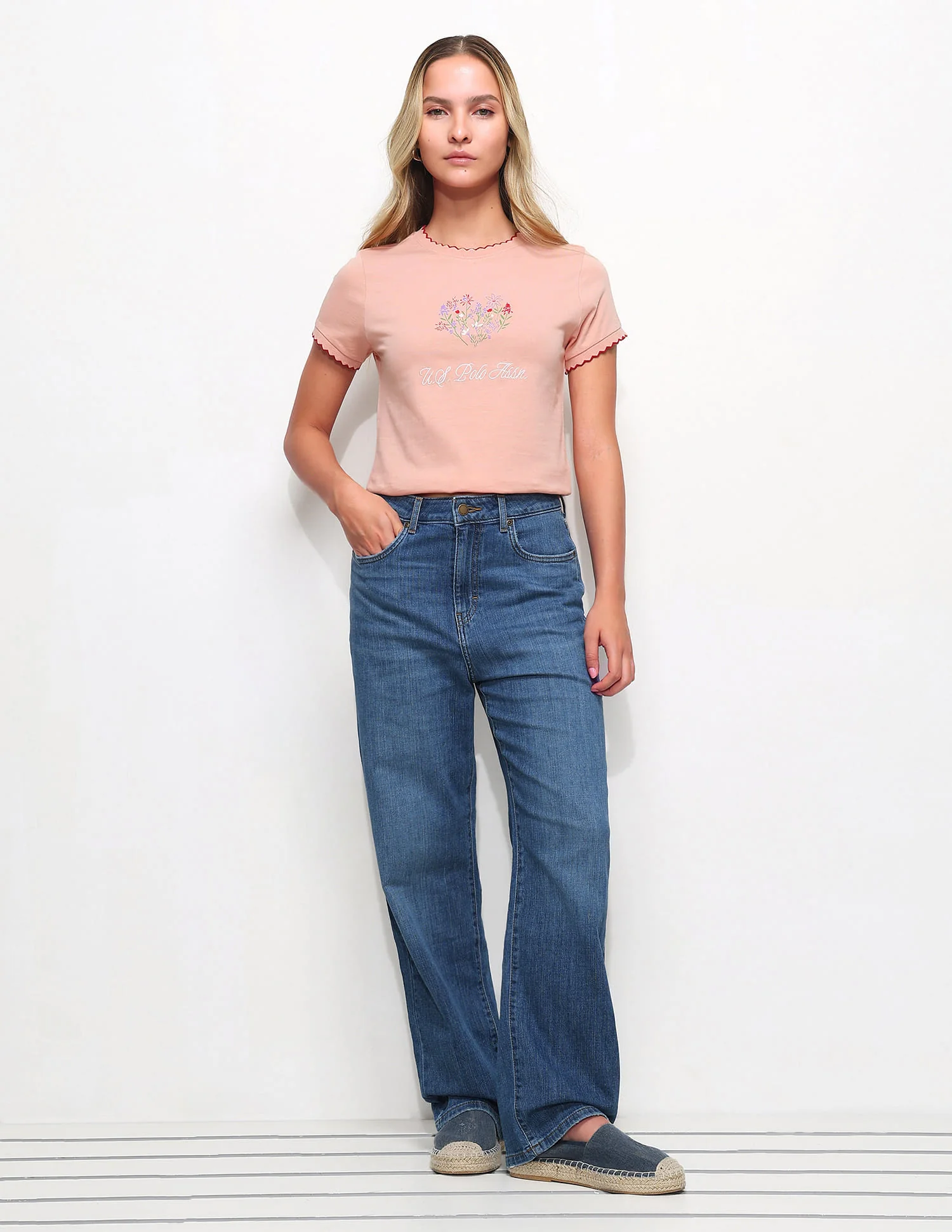 Snug Fit Printed T-Shirt - Image 3