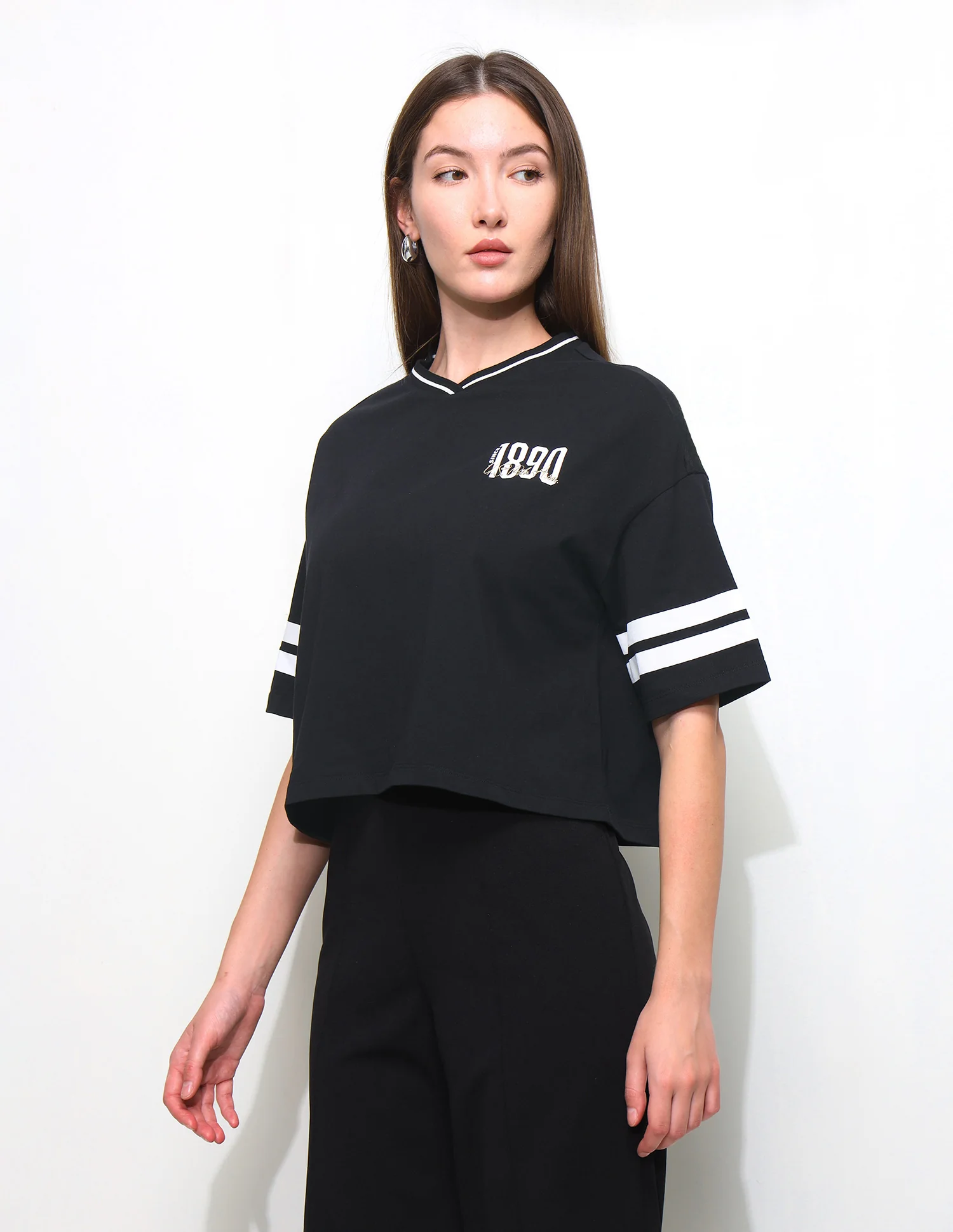 Solid Boxy Fit Varsity T-Shirt - Image 4