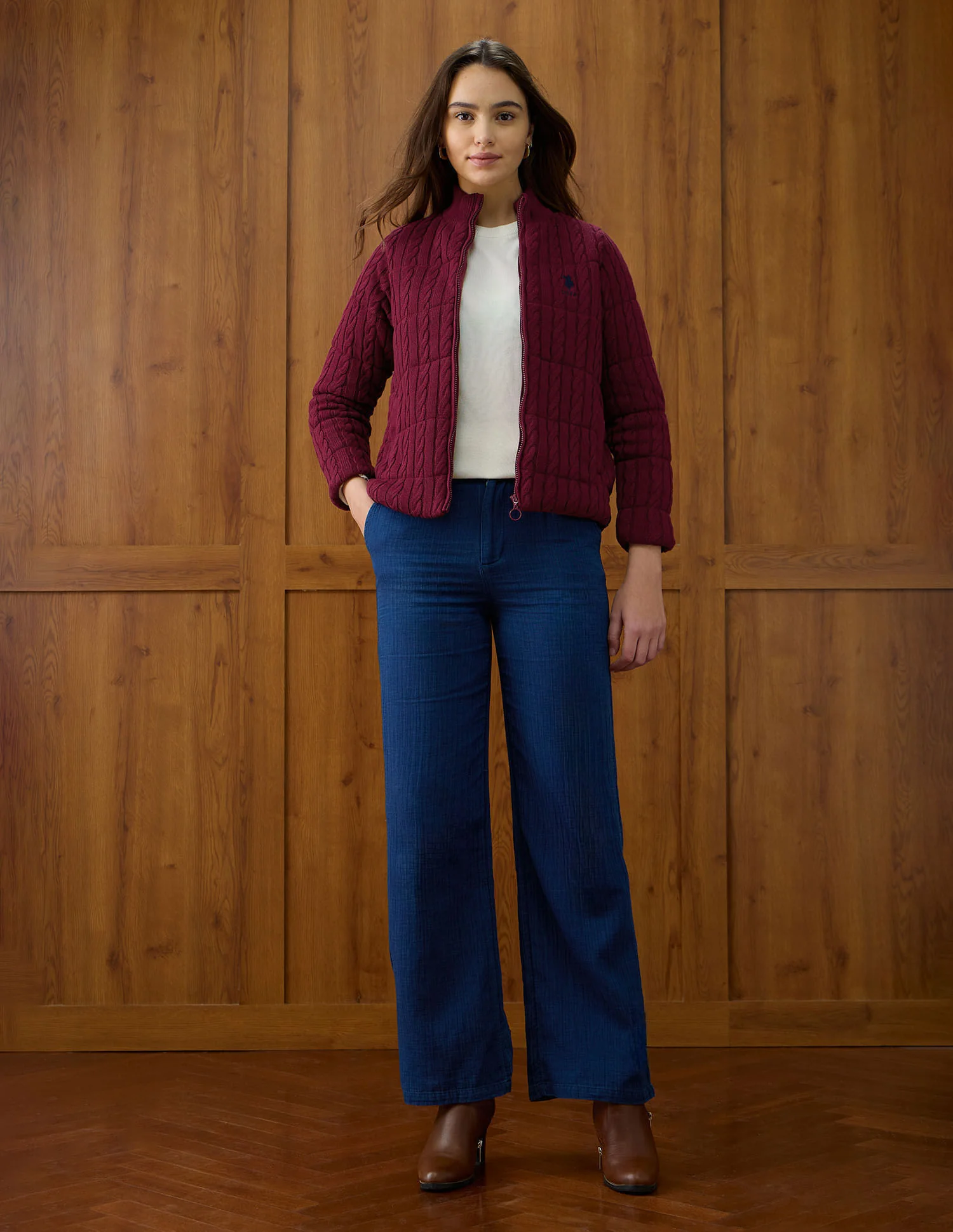 Solid Regular Fit High Neck Jacket - Image 3