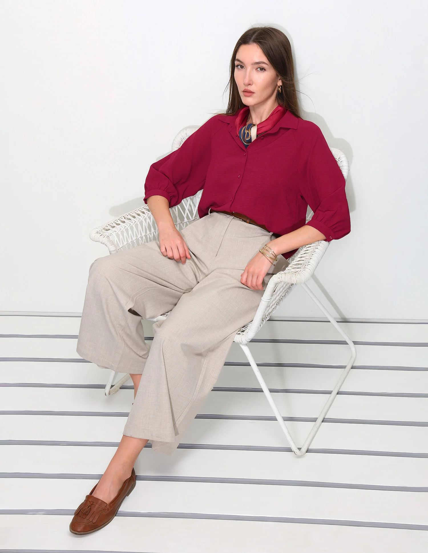 Solid Regular Fit Raglan Shirt - Image 3
