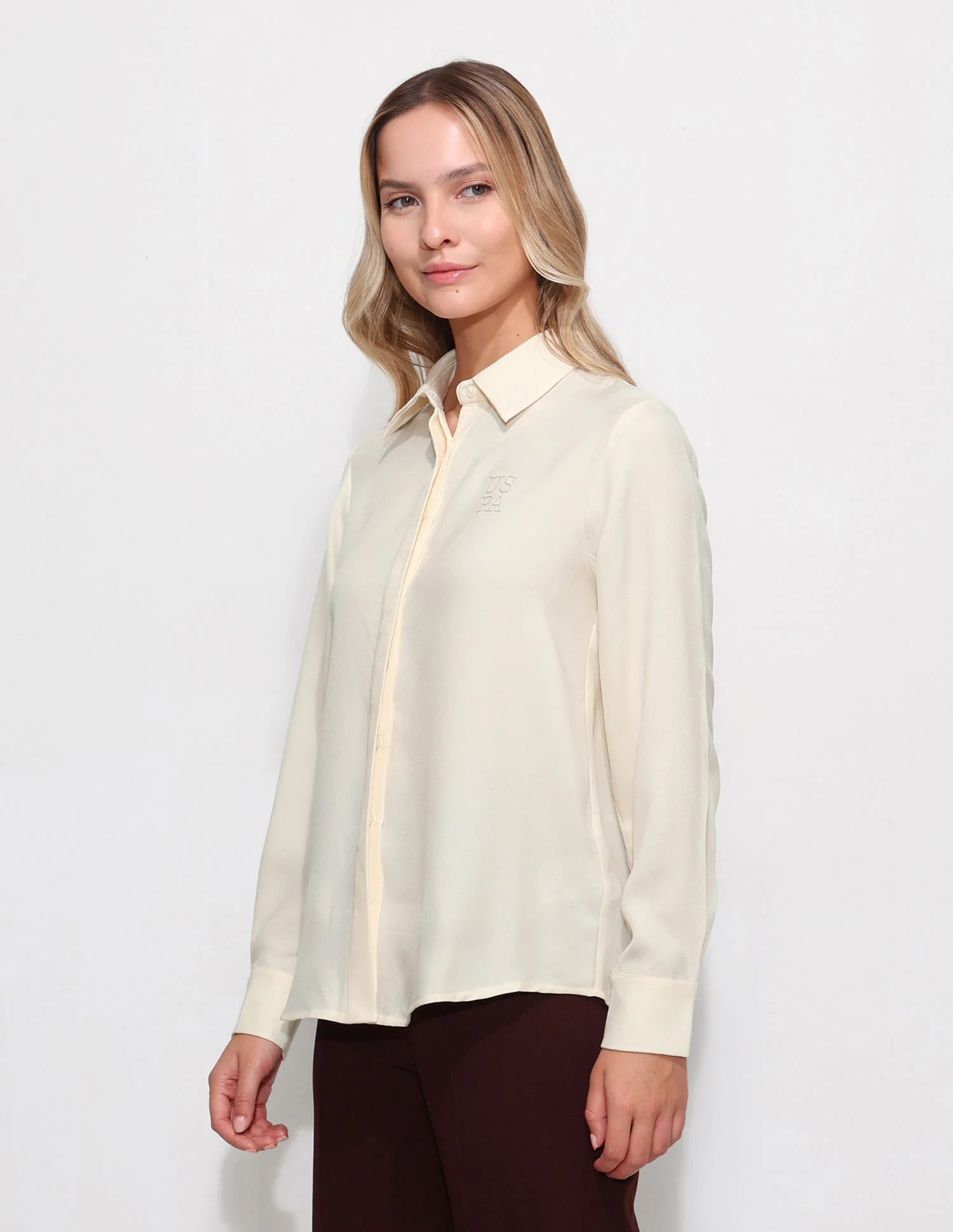 Solid Regular Fit Shirt - Image 4