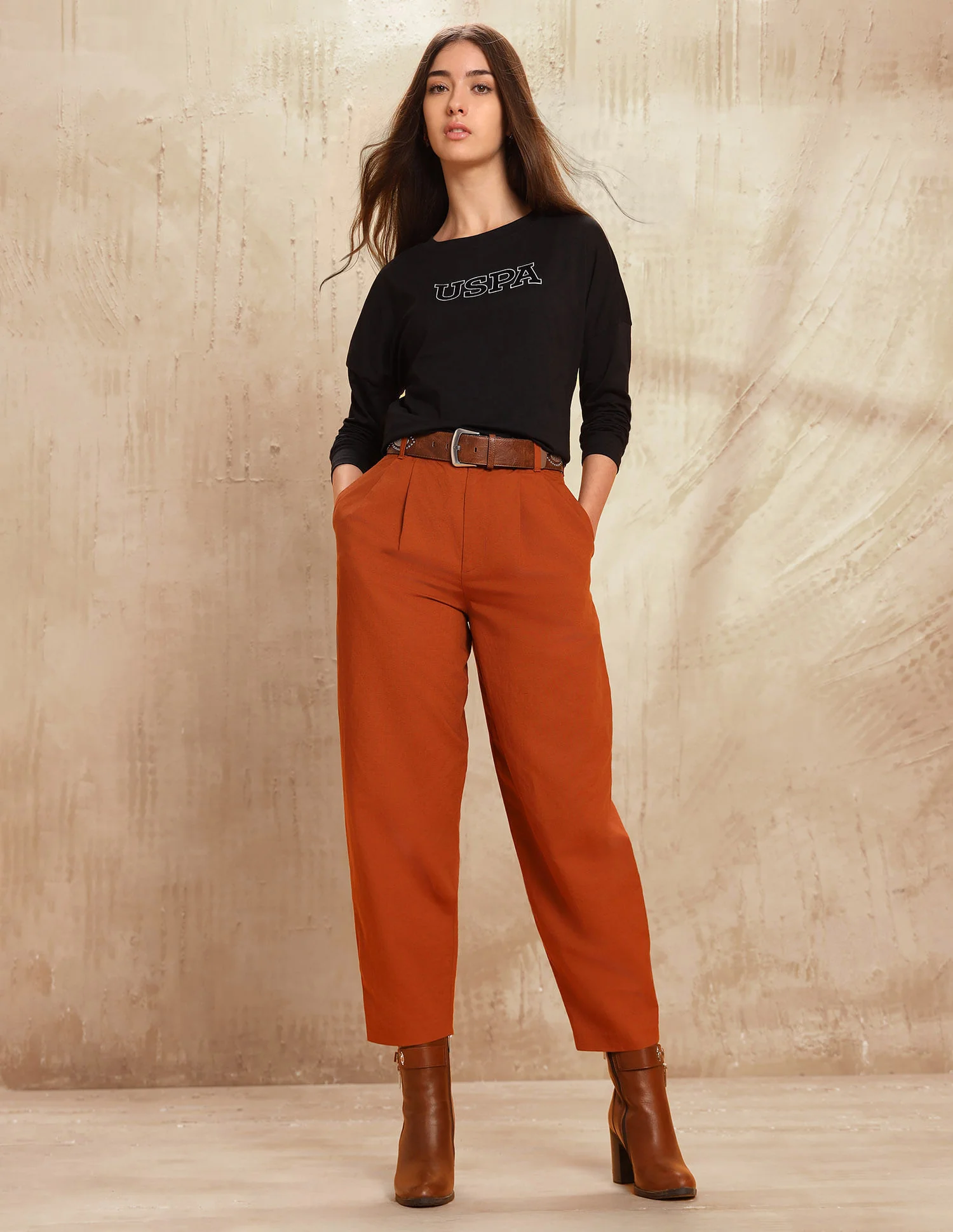 Solid Regular Fit T-Shirt - Image 3