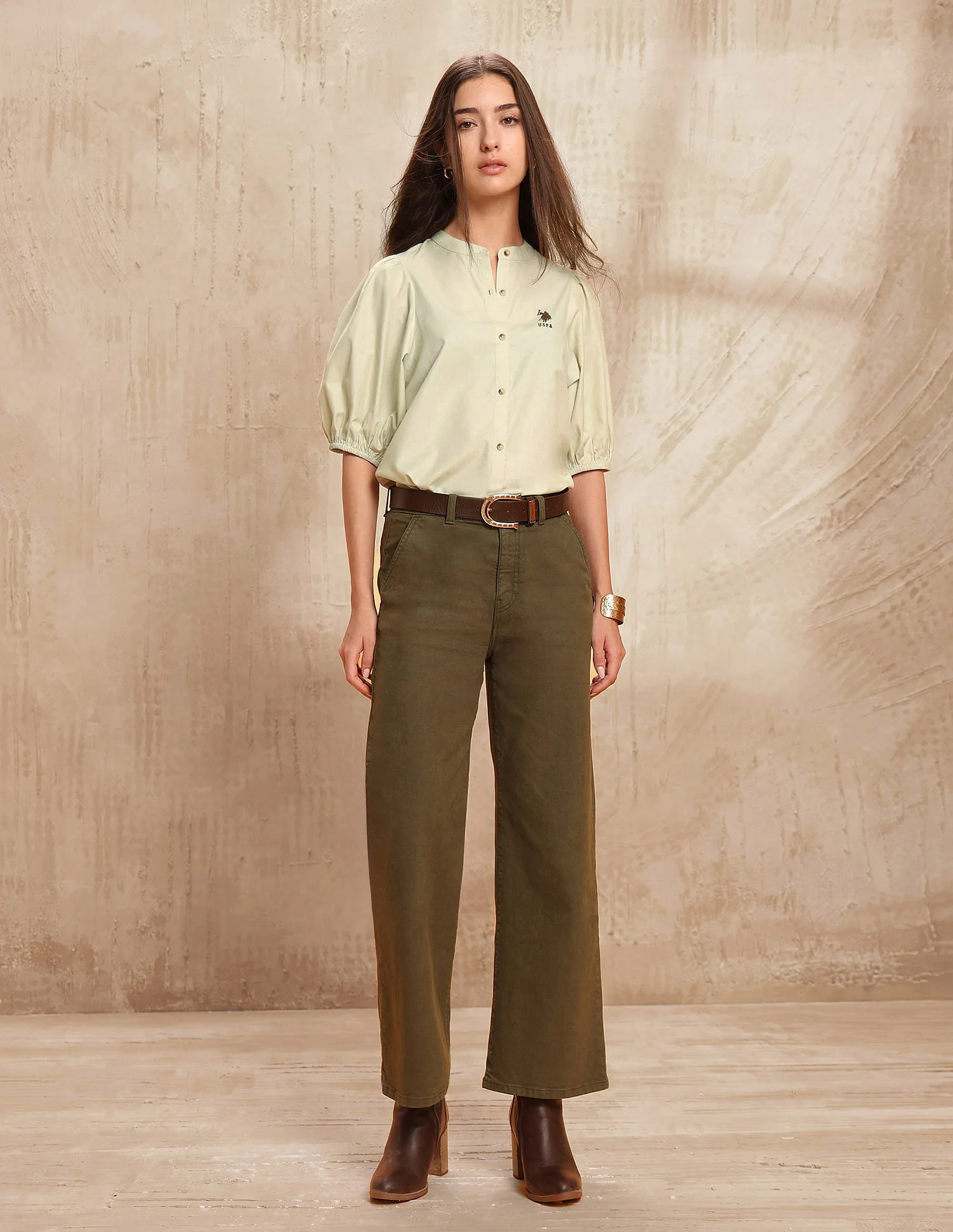 Solid Regular Fit Top - Image 3