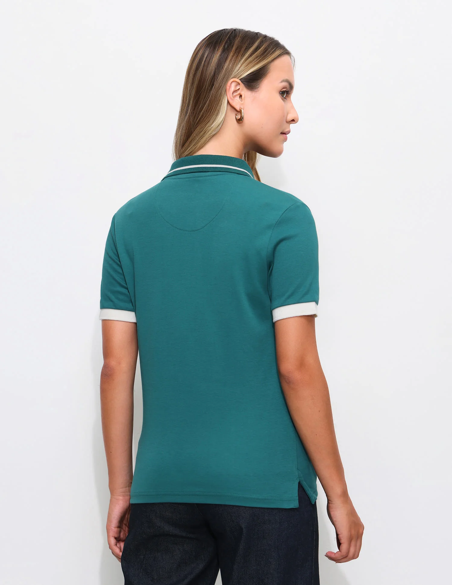 Solid Regular Fit Tpped collar Polo shirt - Image 5