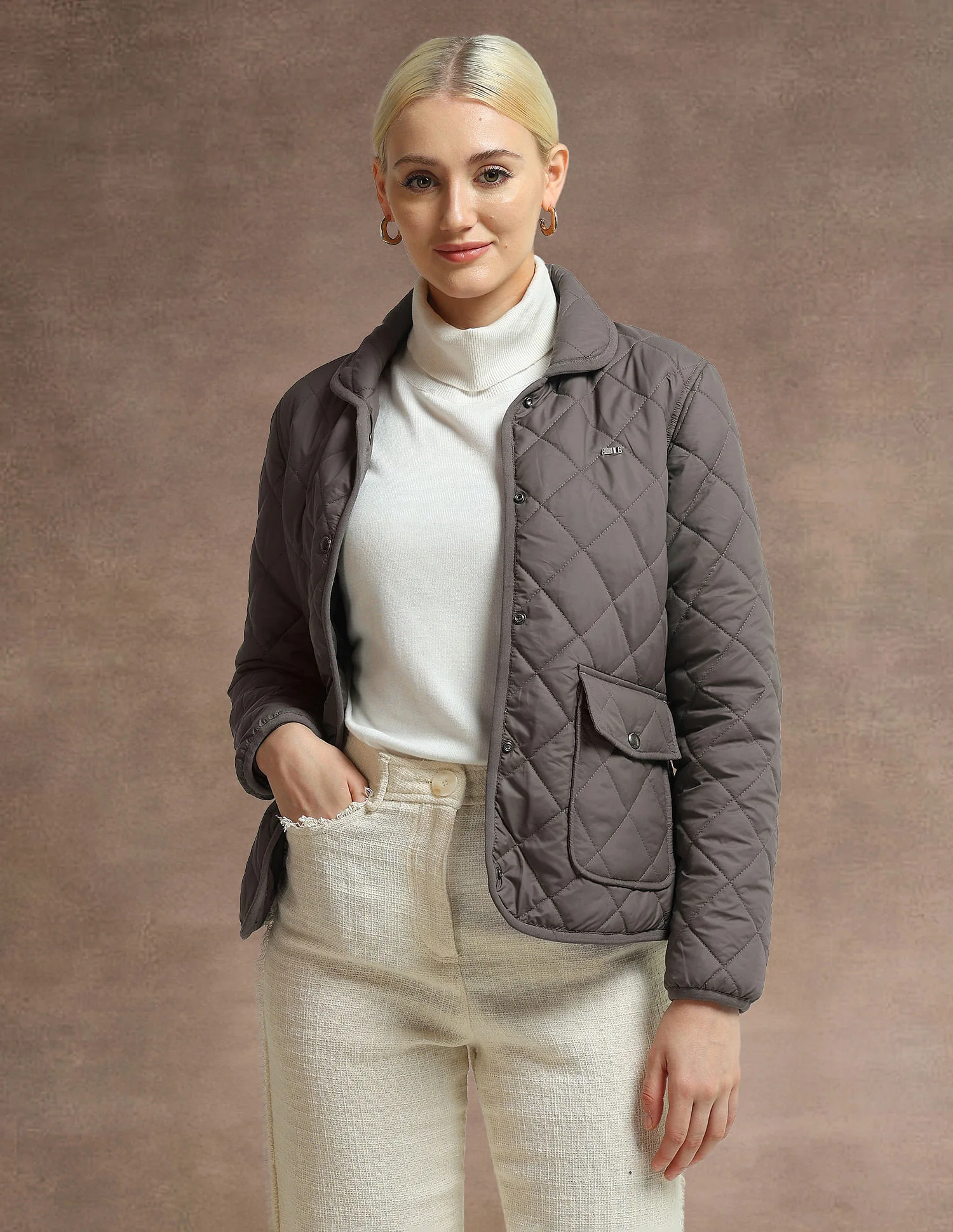 Spread Collar Puffer Jacket