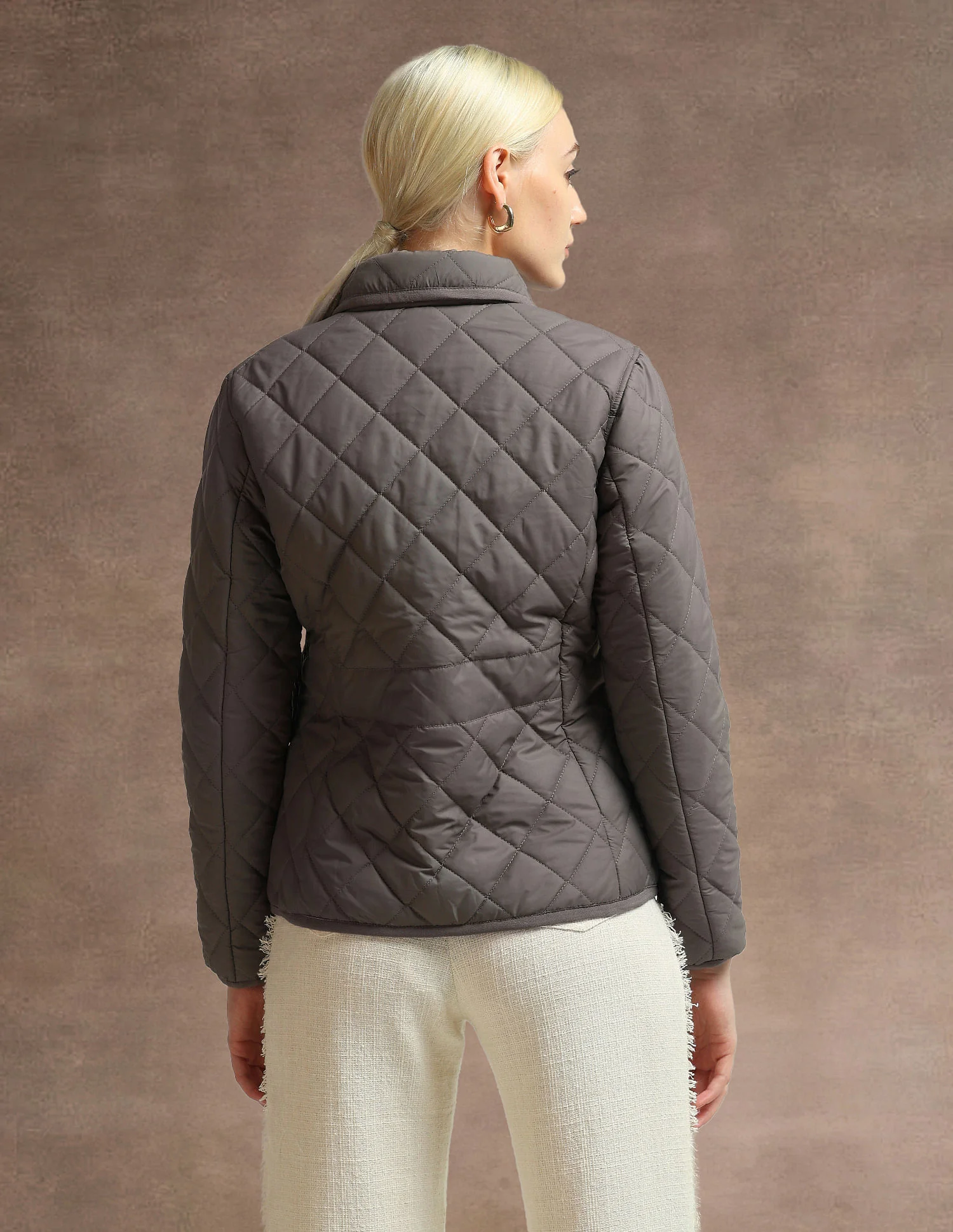 Spread Collar Puffer Jacket - Image 5