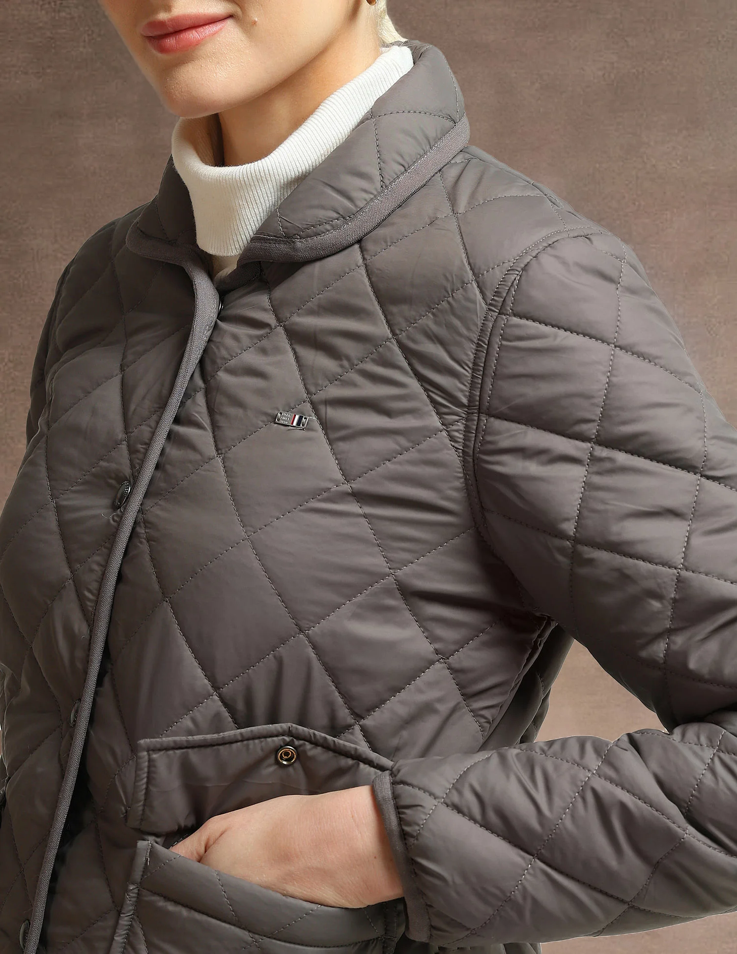 Spread Collar Puffer Jacket - Image 7