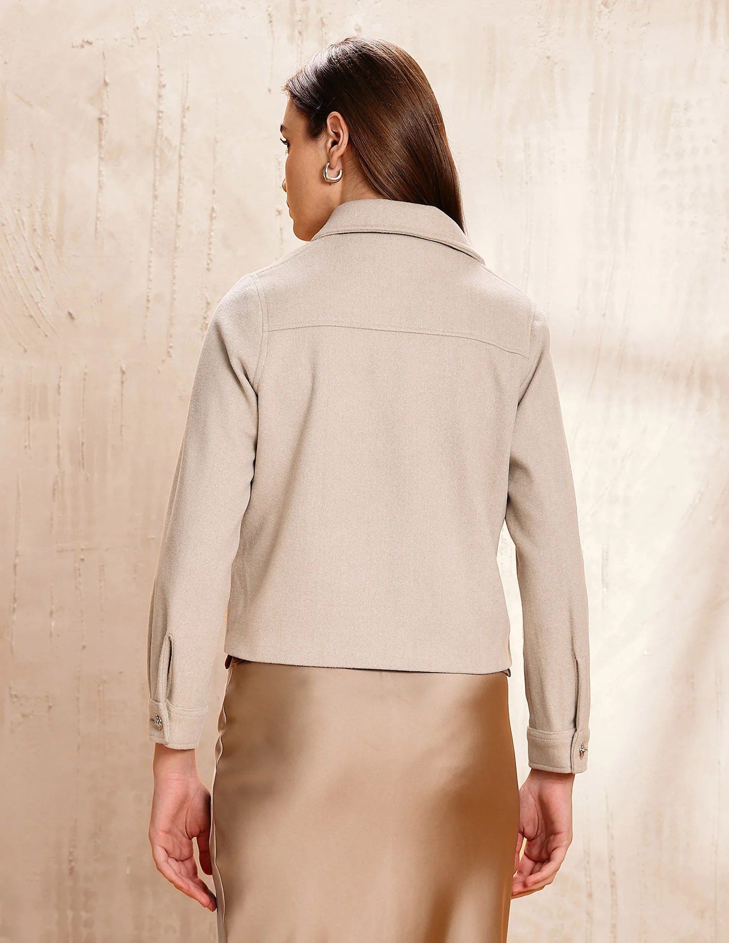 Textured Cropped Regular Fit Jacket - Image 5