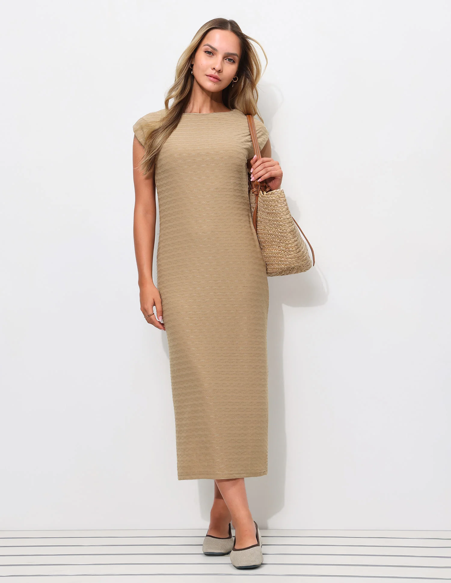 Textured Regular Fit Dress - Image 3