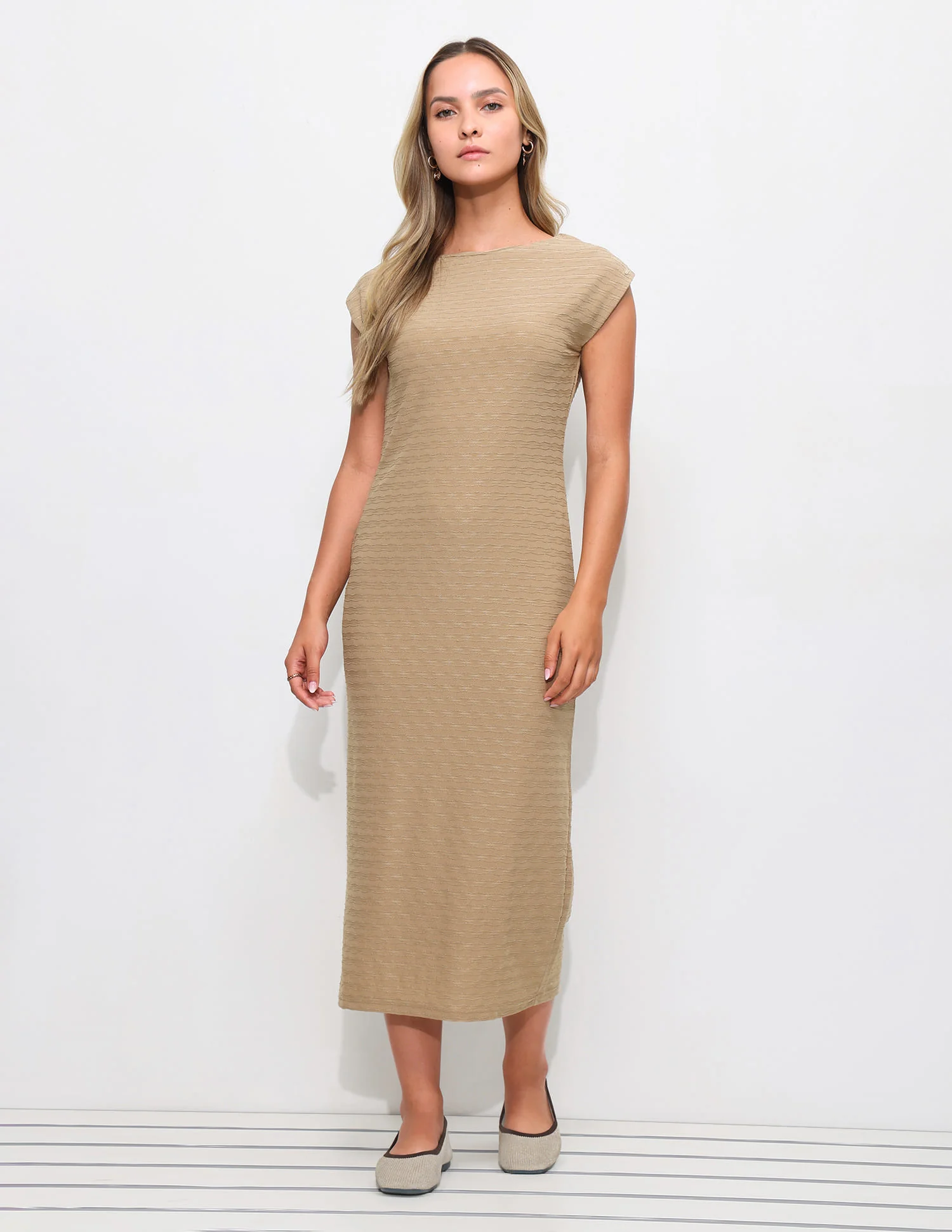 Textured Regular Fit Dress - Image 6