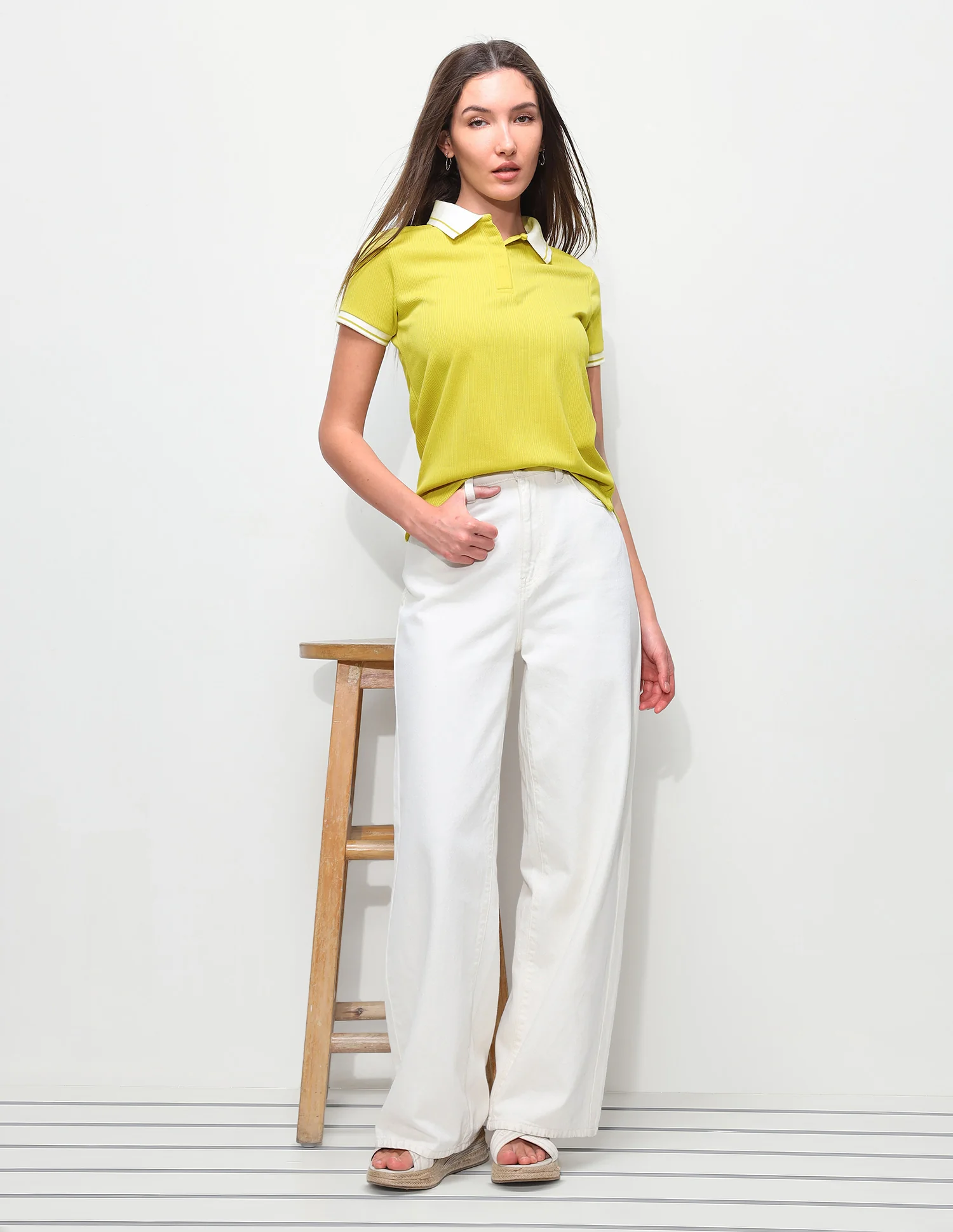 Textured Vertical Striped Regular Fit Polo Shirt - Image 10