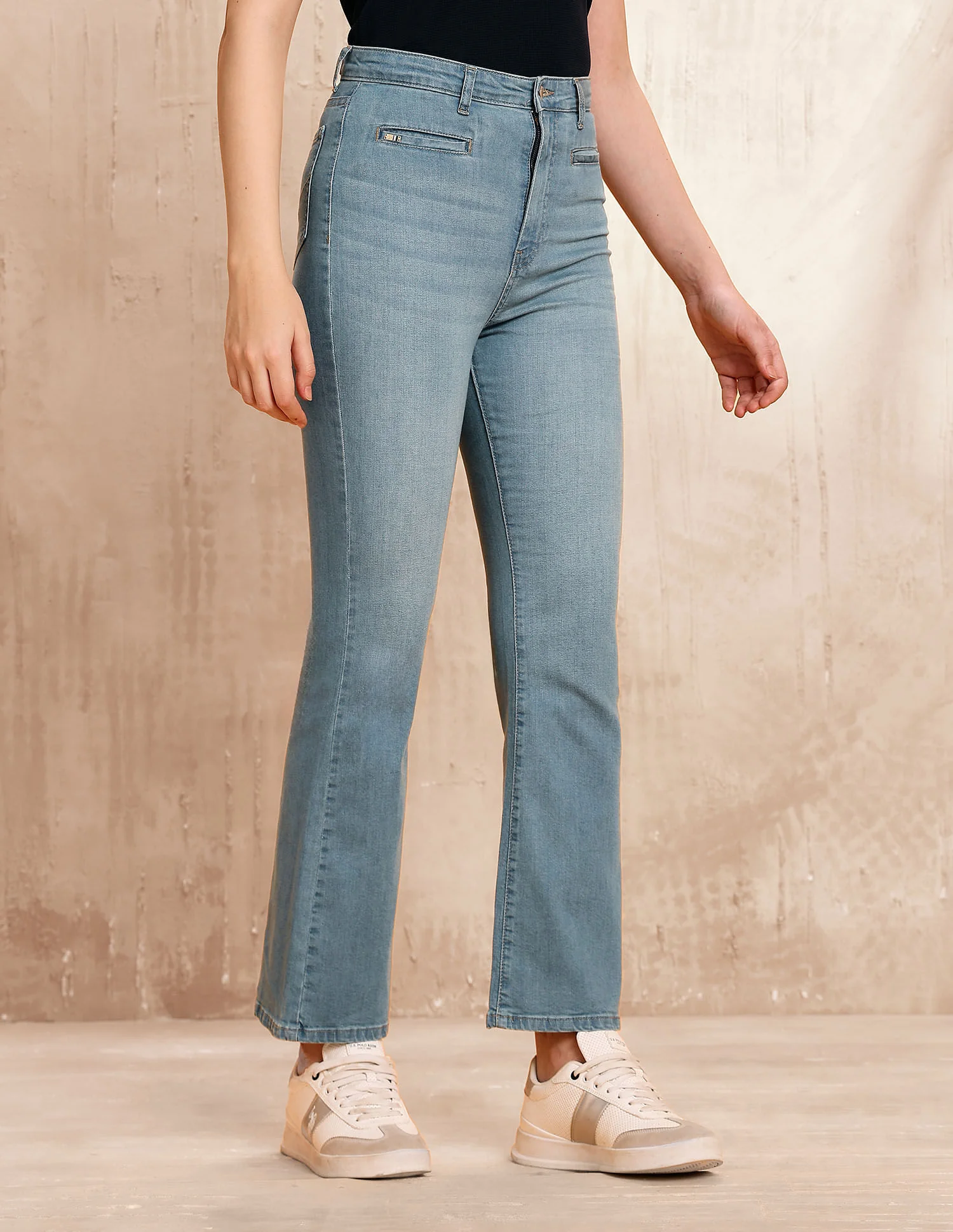 Ultra High Rise Bootcut Fit Jeans - Image 4