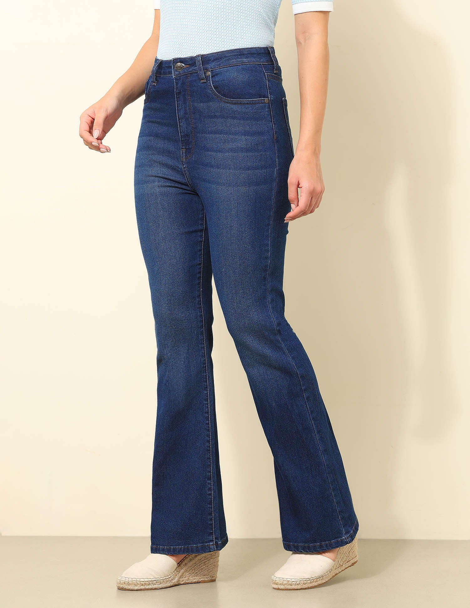 Ultra-High Rise Flared Fit Jeans - Image 4