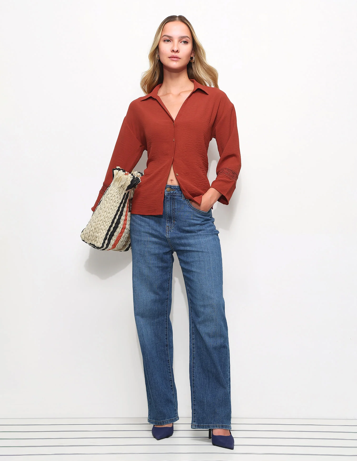 V-Neck Top With Lace Detail - Image 3