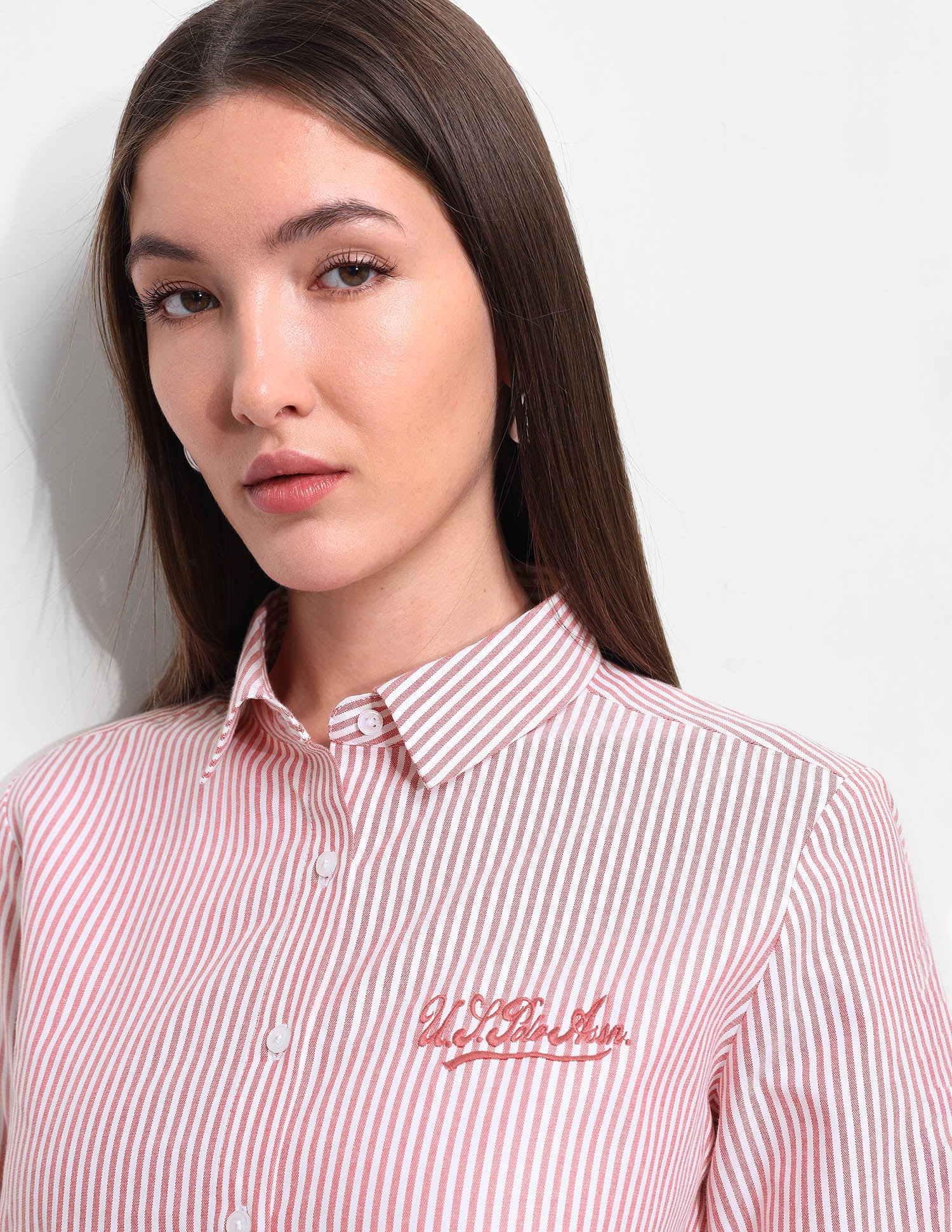 Vertical Striped Regular Fit Shirt - Image 7