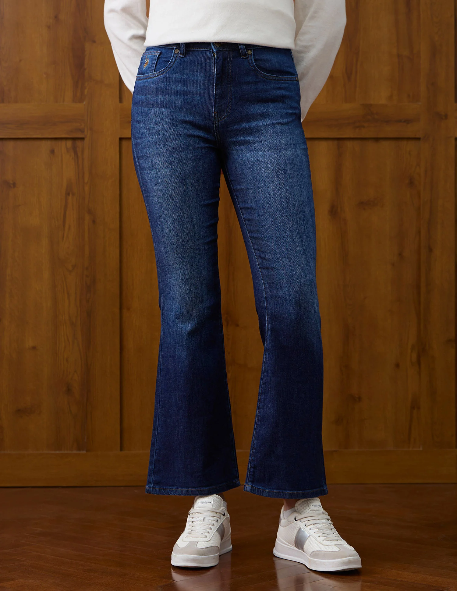 High Rise Flared Fit Jeans - Image 6