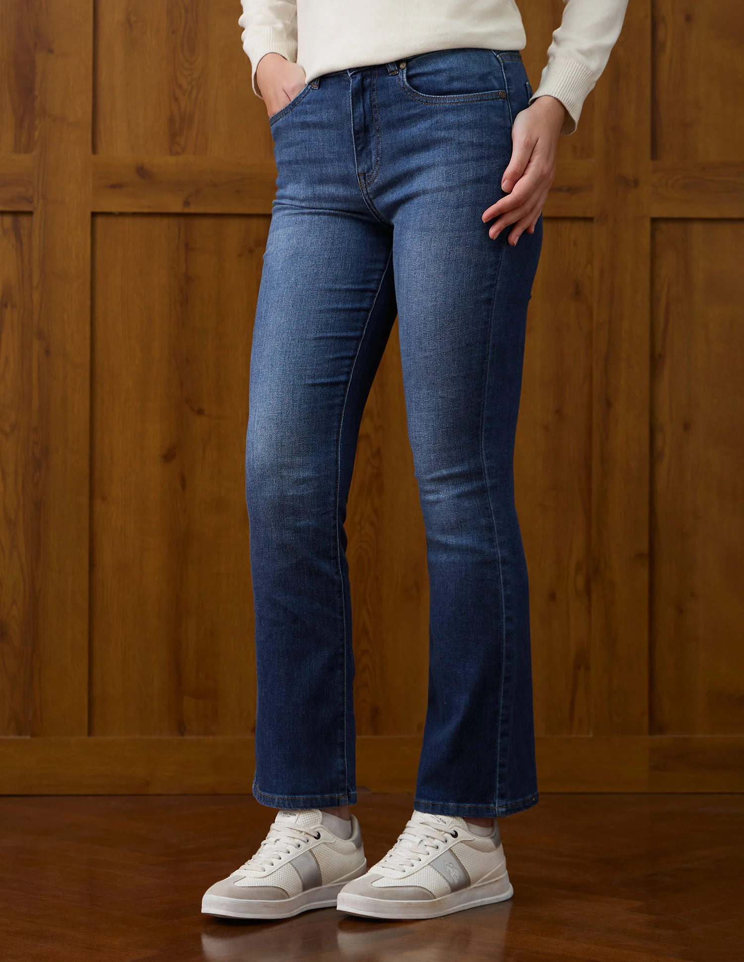High Rise Skinny Bootcut Fit Jeans - Image 4