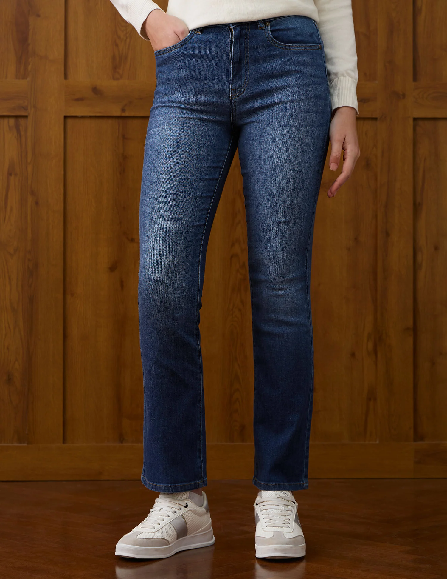 High Rise Skinny Bootcut Fit Jeans - Image 6