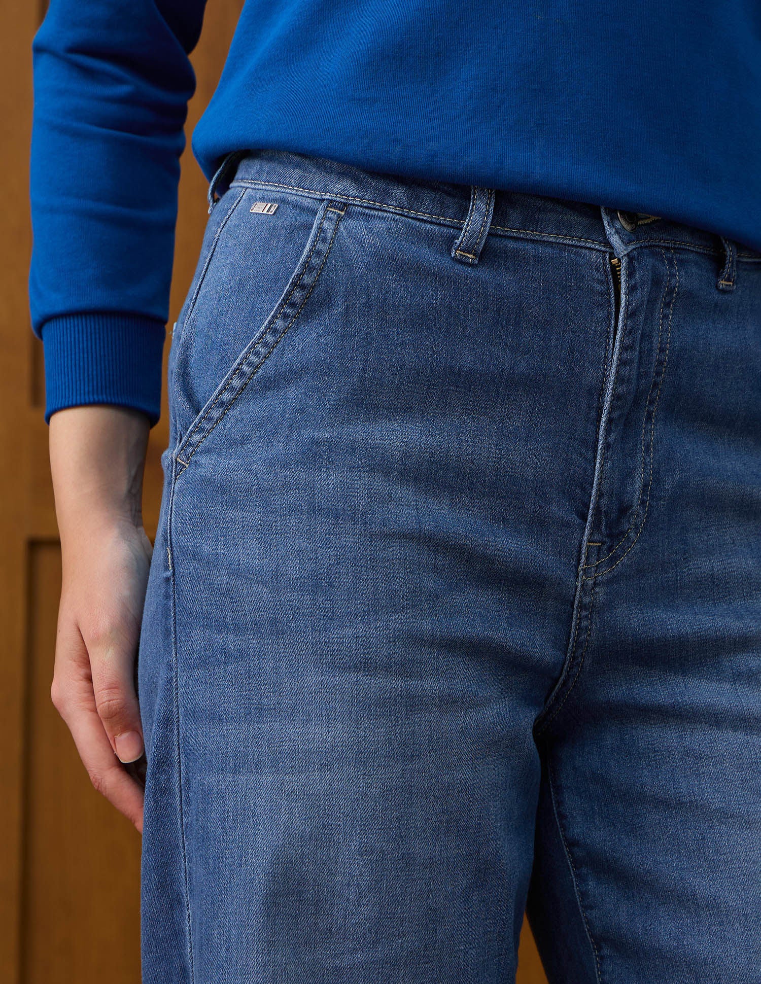 High Rise Wide Leg Fit Jeans - Image 7