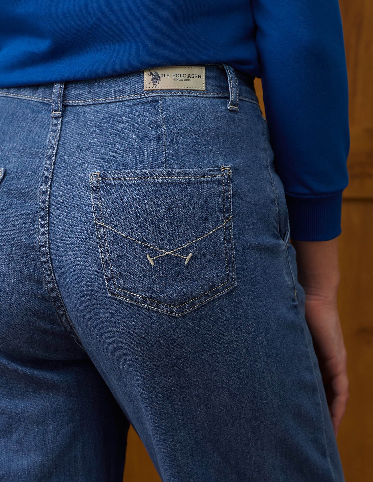 High Rise Wide Leg Fit Jeans - Image 8