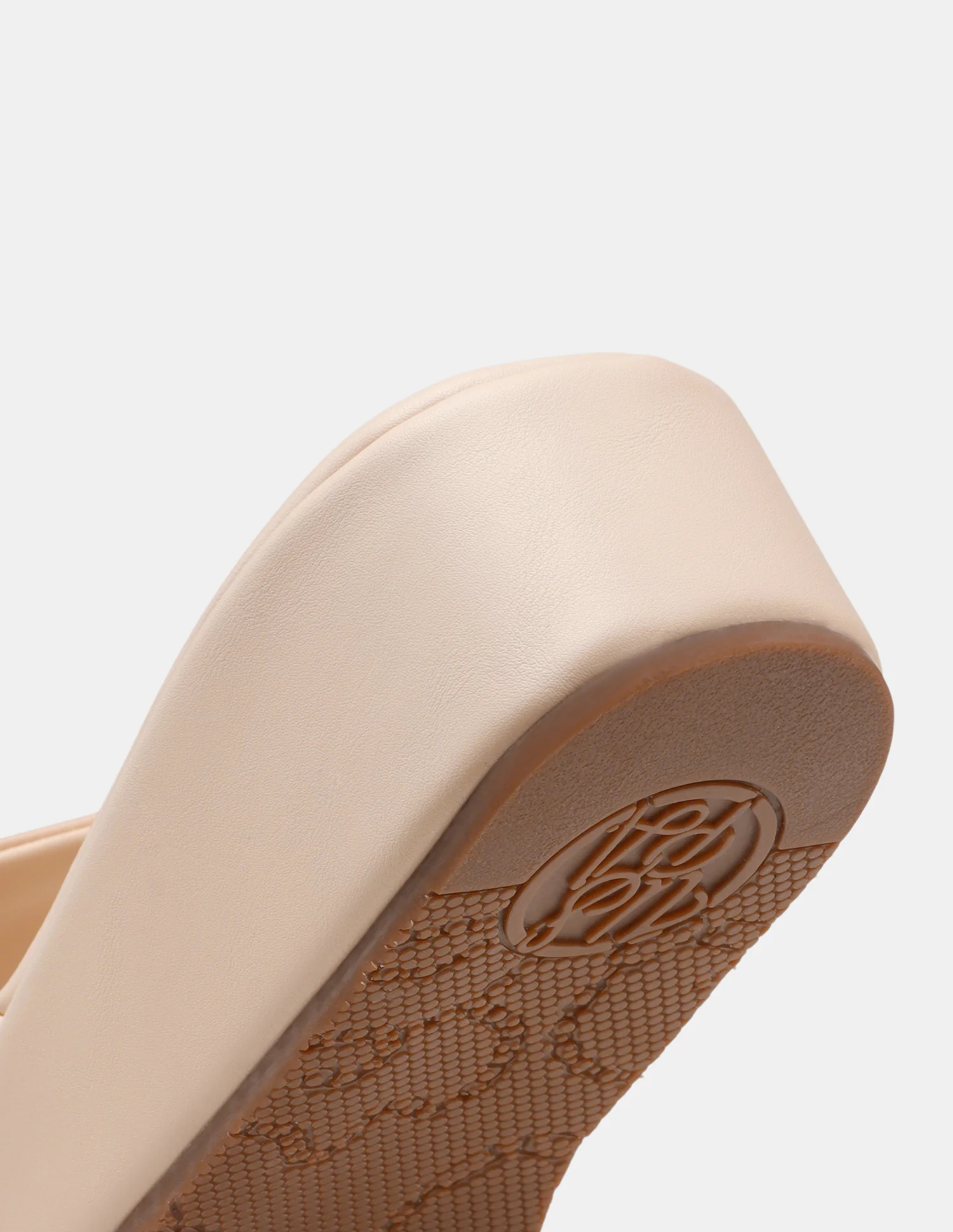 Women Broad Strap Nuri Platform Heels - Image 6