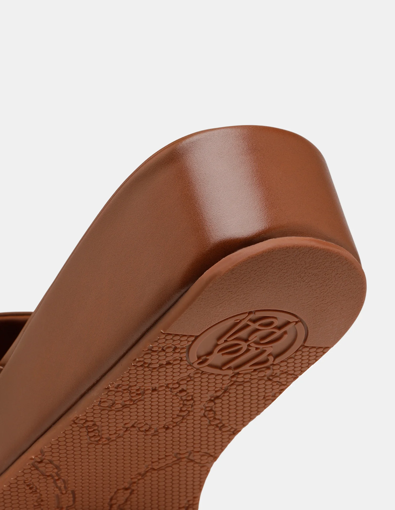 Women Broad Strap Nuri Platform Heels - Image 8