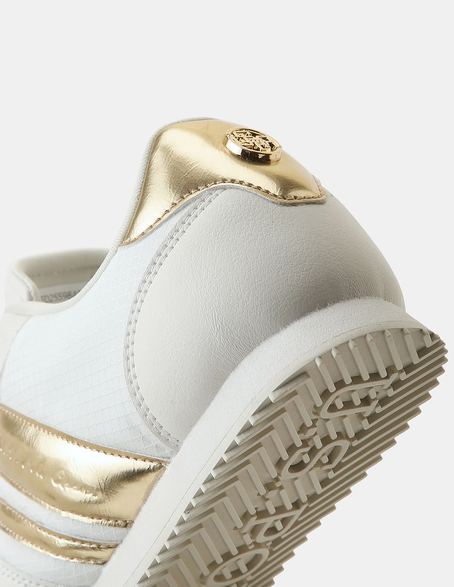 Women Colourblocked Nemsy 2.0 Sneakers - Image 9
