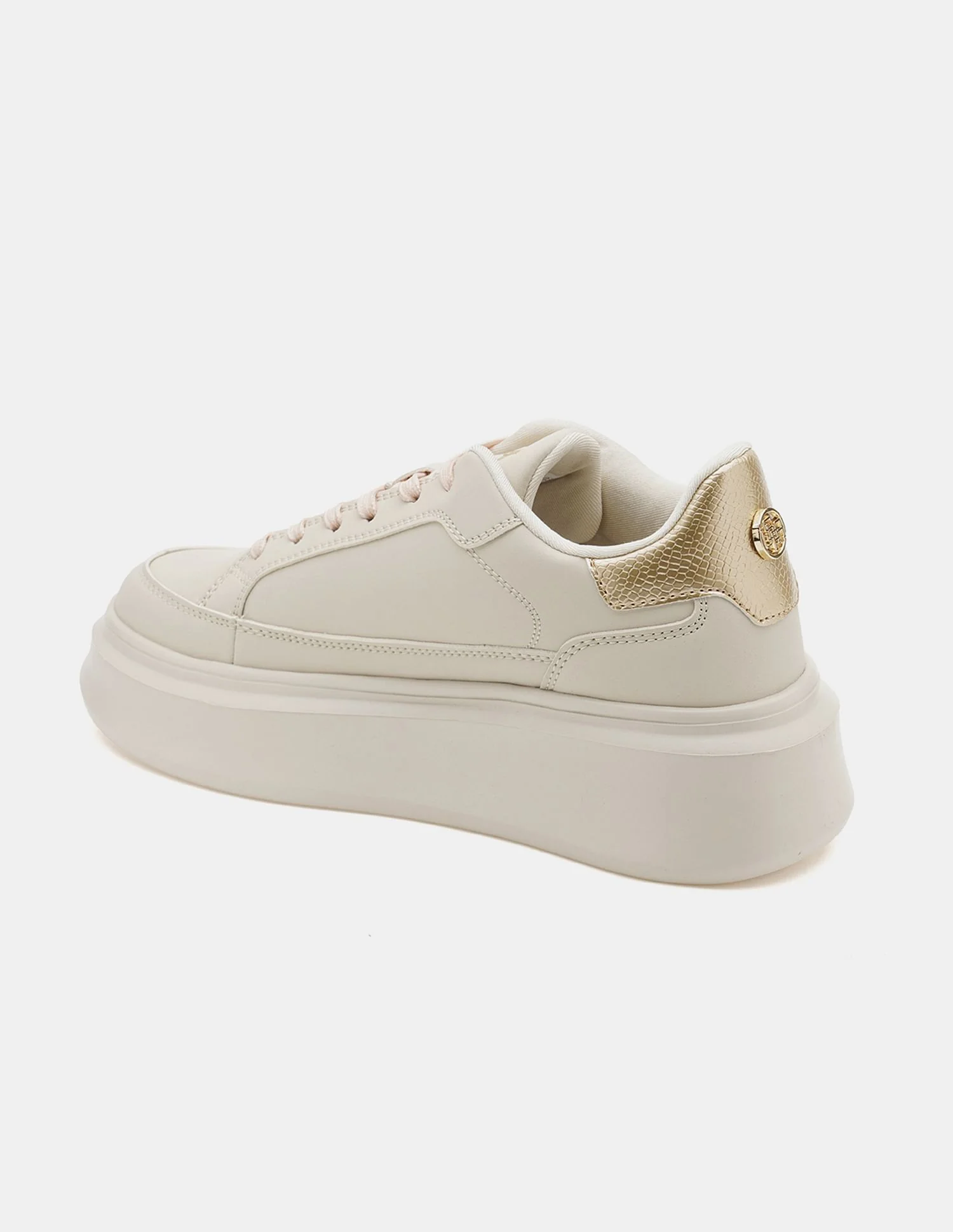 Women Eleanor 3.0 Low Top Sneakers - Image 4