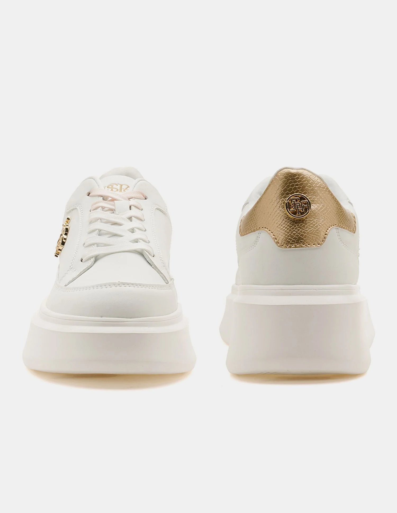 Women Eleanor 3.0 Low Top Sneakers - Image 9